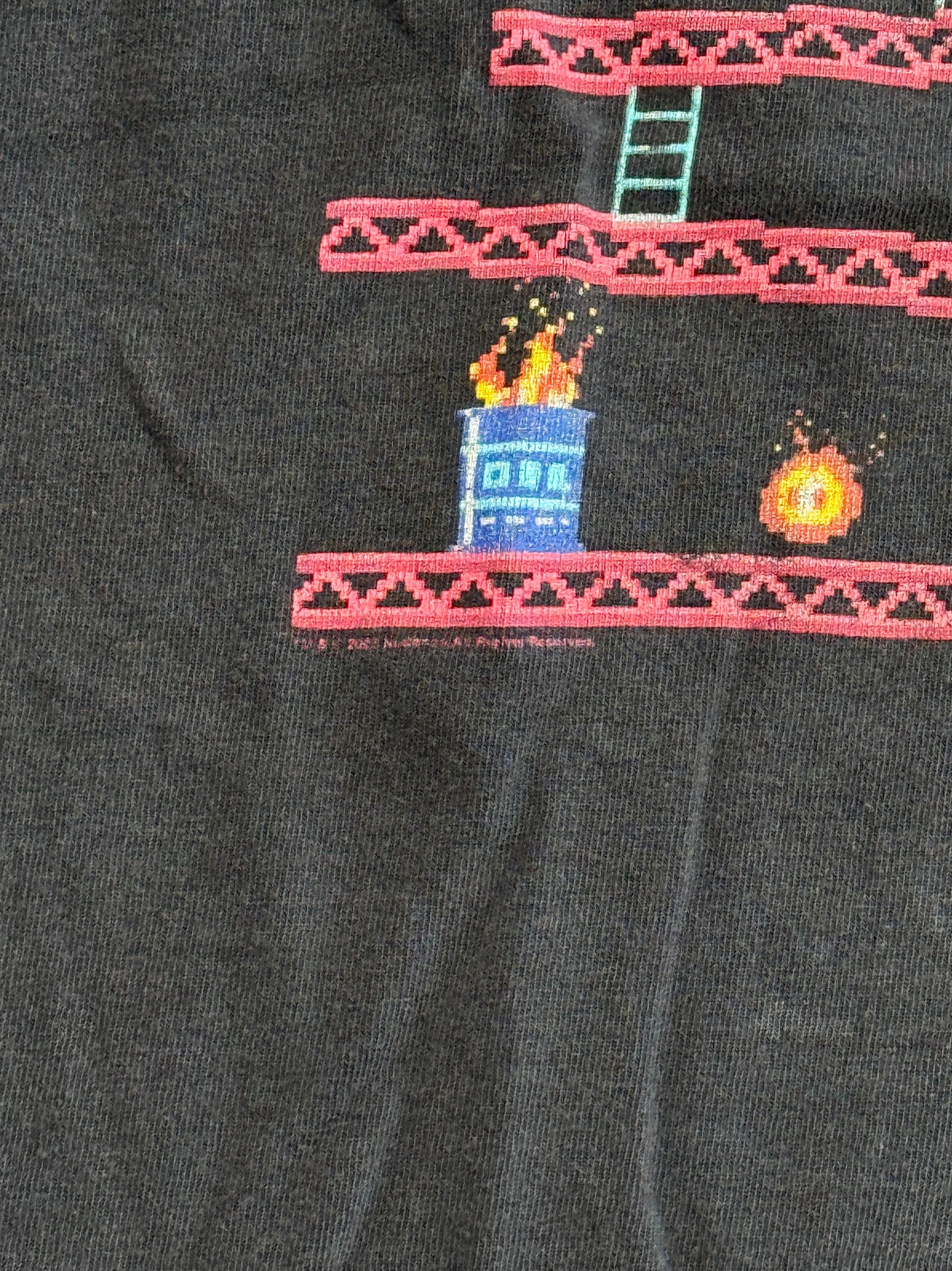 2006 NINTENDO DONKEY KONG TEE (DELTA PRO WEIGHT TAG)