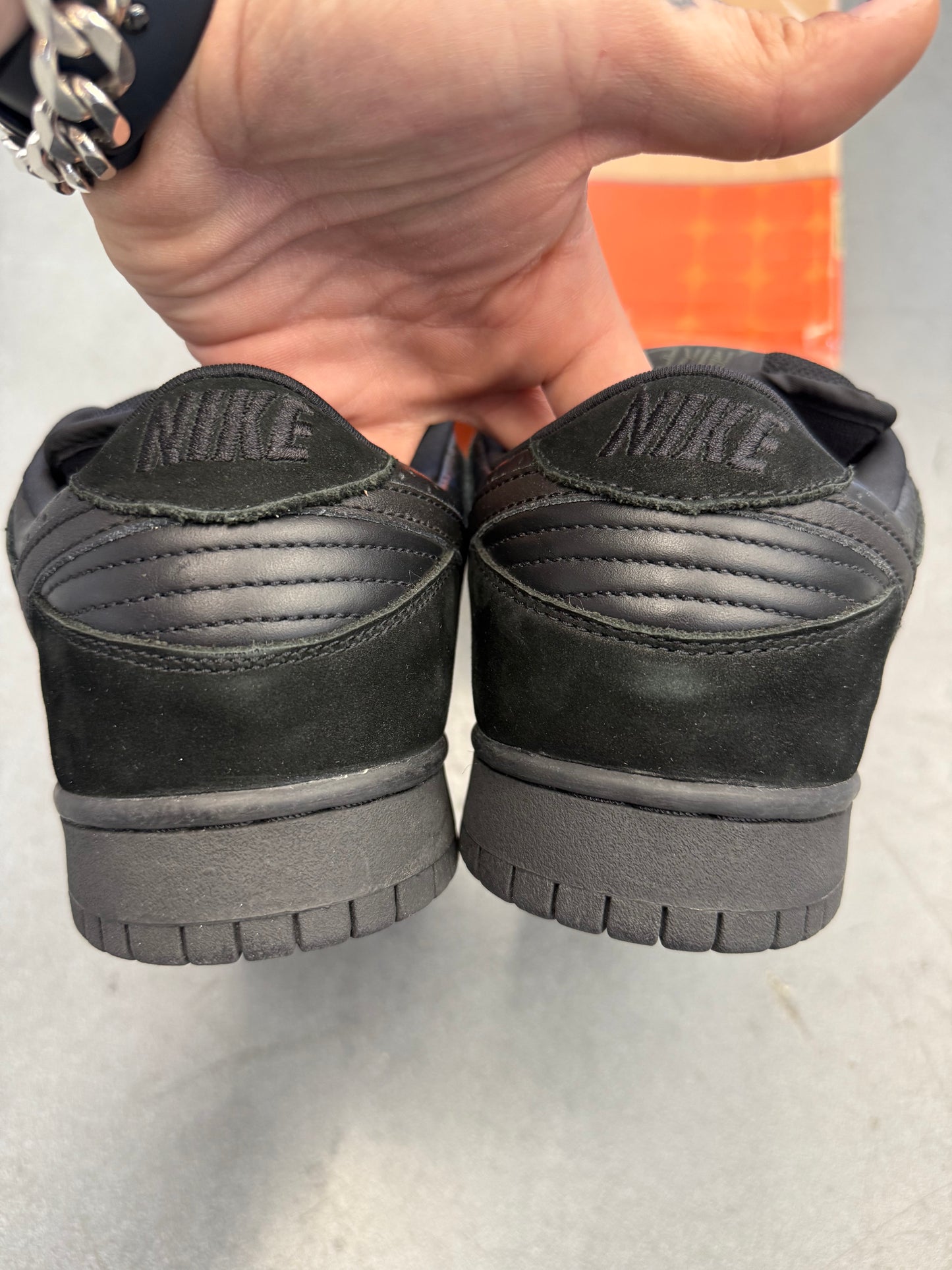 2002 GINO IANNUCCI 2 NIKE SB DUNK LOW (WITH BOX/REPLACEMENT SB INSOLES)