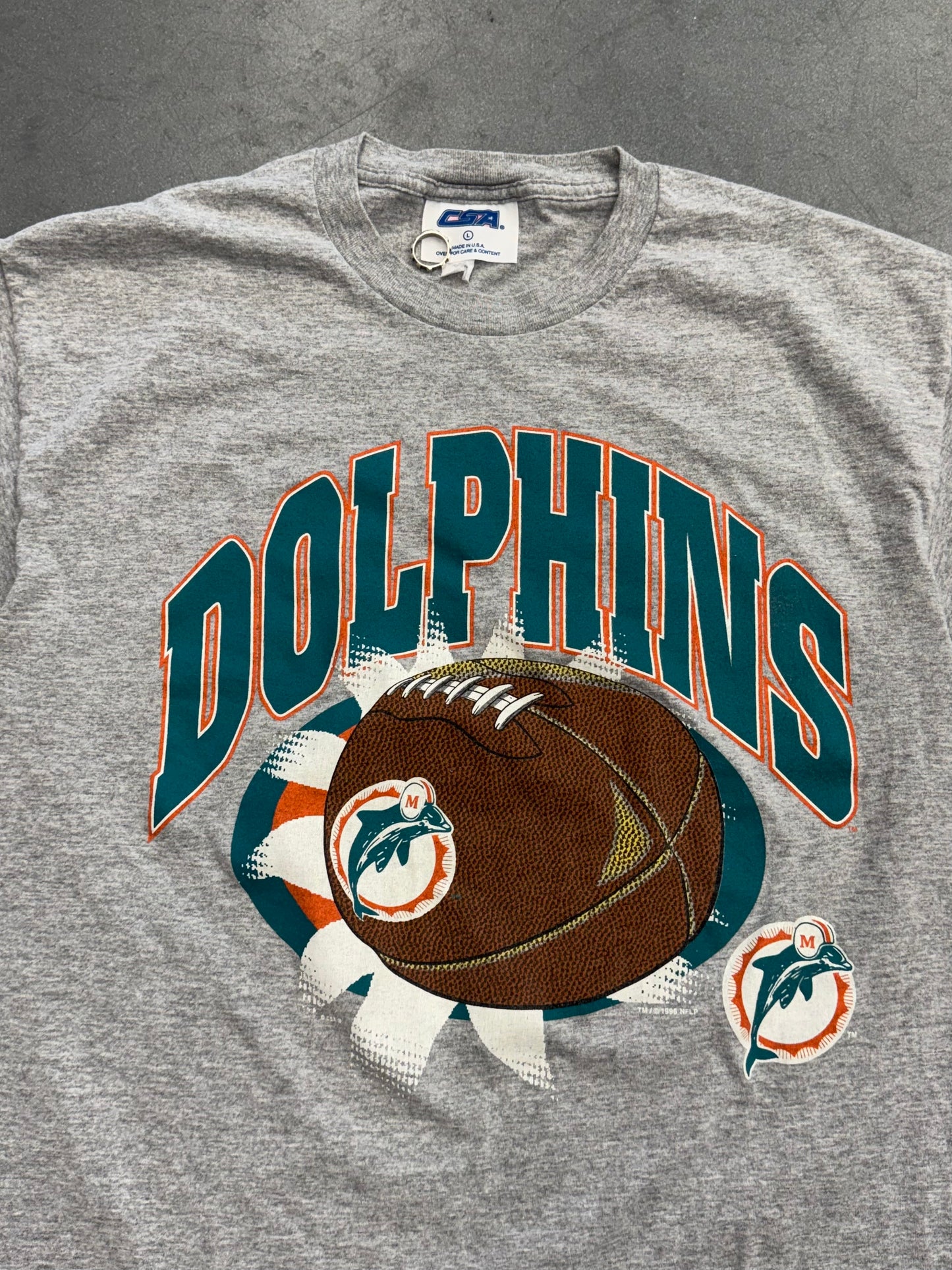 1996 MIAMI DOLPHINS LOGO FOOTBALL TEE (CSA TAG)