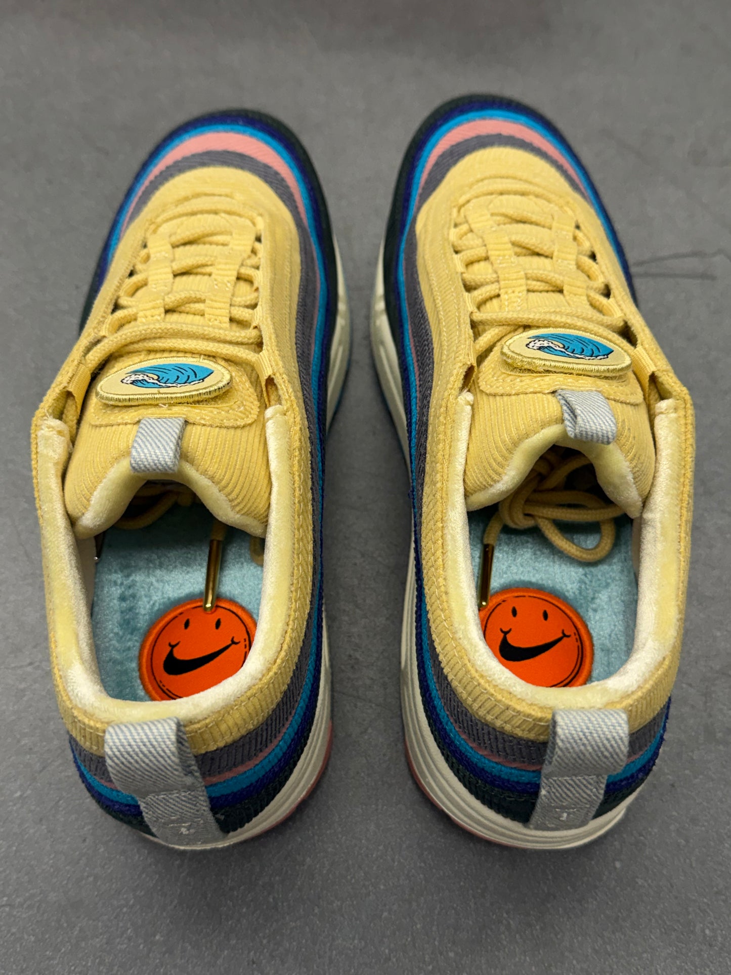2017 NIKE AIR MAX 1/97 VF SEAN WOTHERSPOON (SIGNED PAIR)
