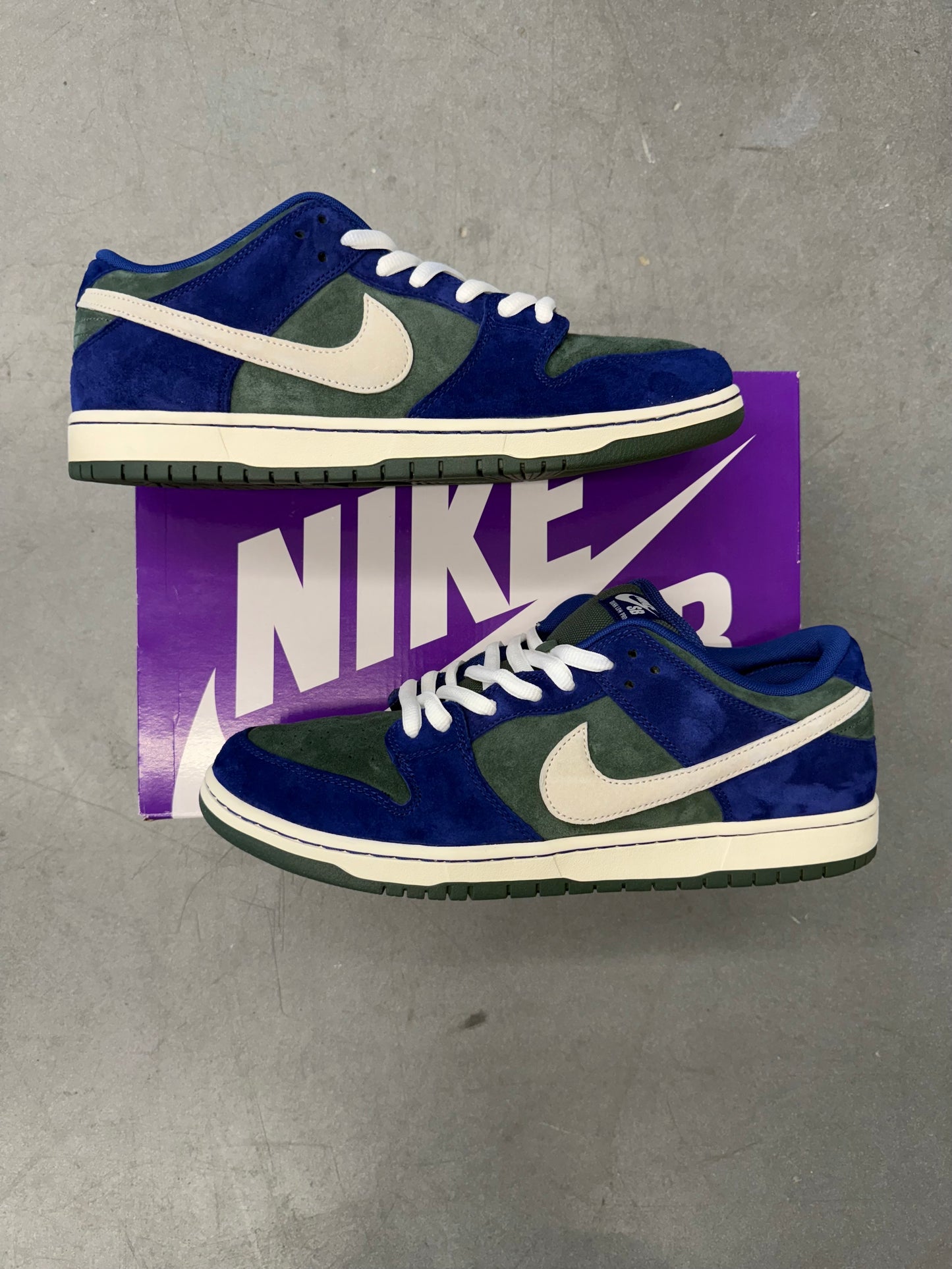 2024 SIZE 13 NIKE SB DUNK LOW DEEP ROYAL BLUE
