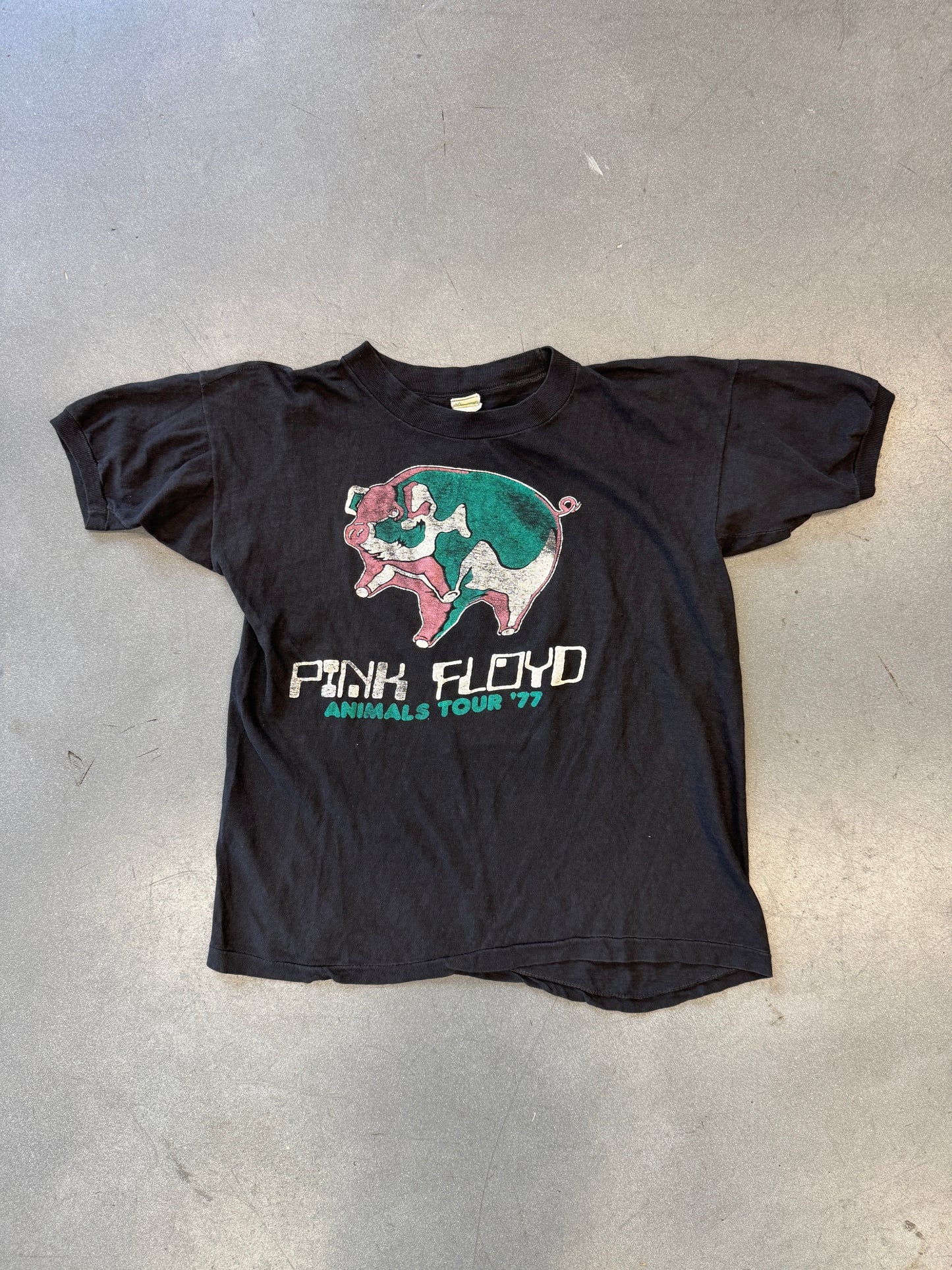 1977 PINK FLOYD ANIMALS TOUR PIG TEE (DRUMMER TAG)