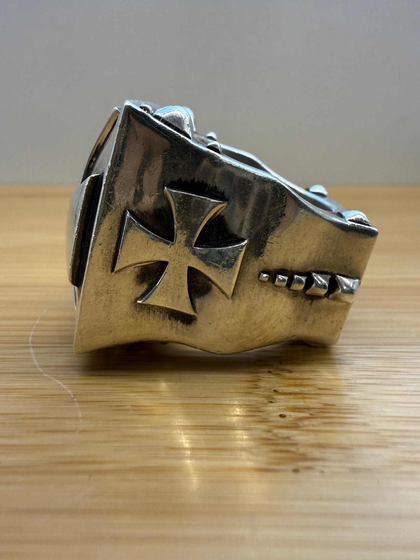 AAGH STUIDIO IRON CROSS SILVER RING