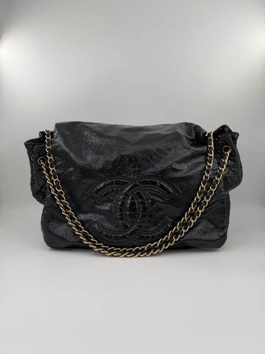2007 CHANEL BLACK PATENT LEATHER ROCK & CHAIN XL JUMBO CC FLAP BAG - 11 SERIES