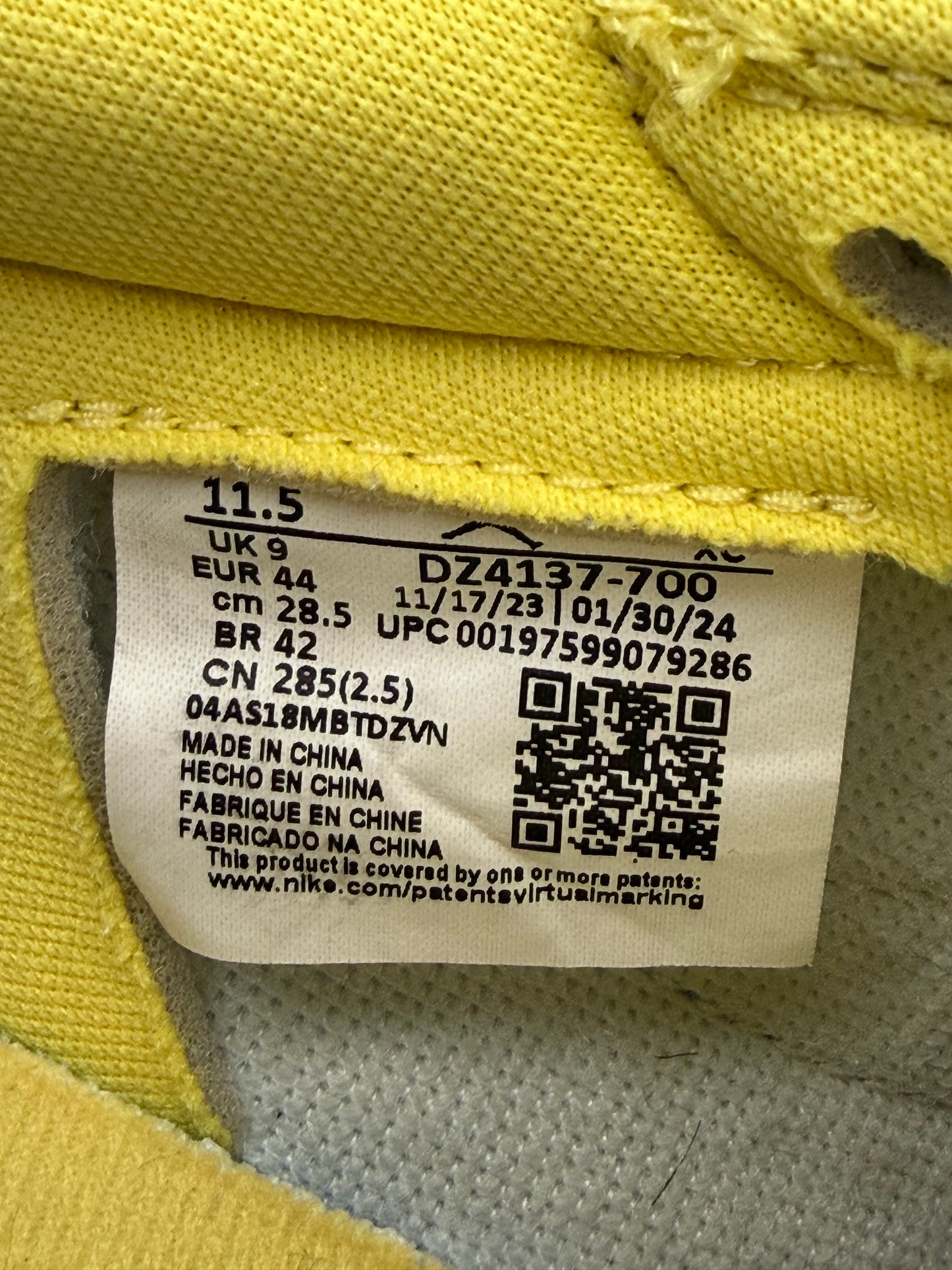 2024 JORDAN 1 RETRO LOW OG SP TRAVIS SCOTT CANARY (WOMEN'S)