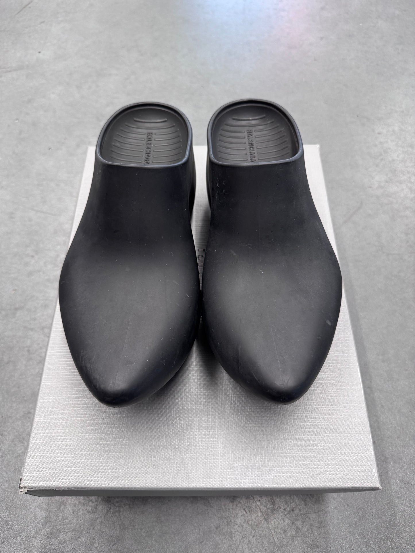 SIZE 43 BALENCIAGA TECHNO CLOG - MATTE BLACK (PRE-OWNED WITH BOX)