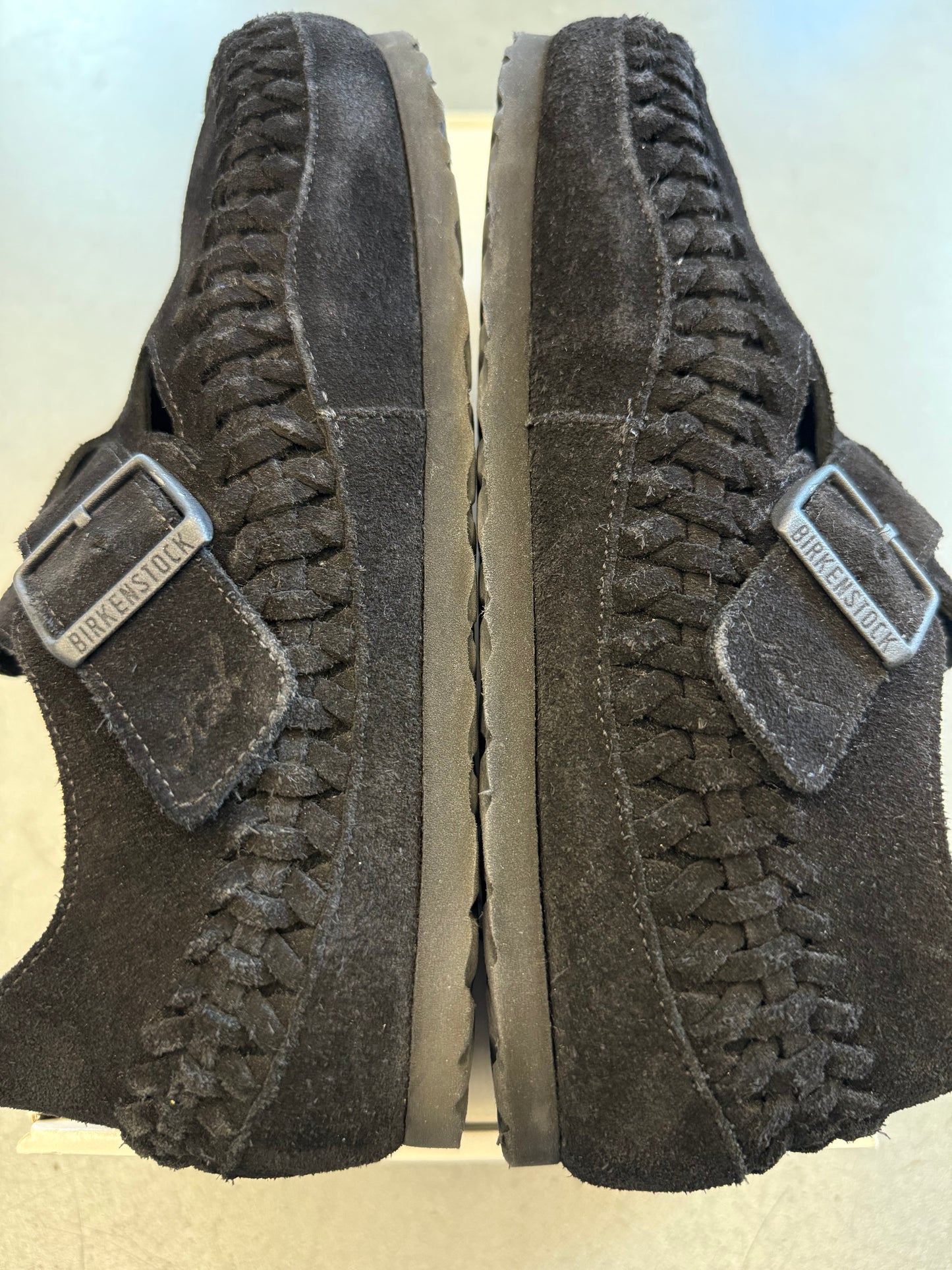 2023 SIZE 42 KITH BIRKENSTOCK LONDON BRAIDED - BLACK (PRE-OWNED WITH BOX)