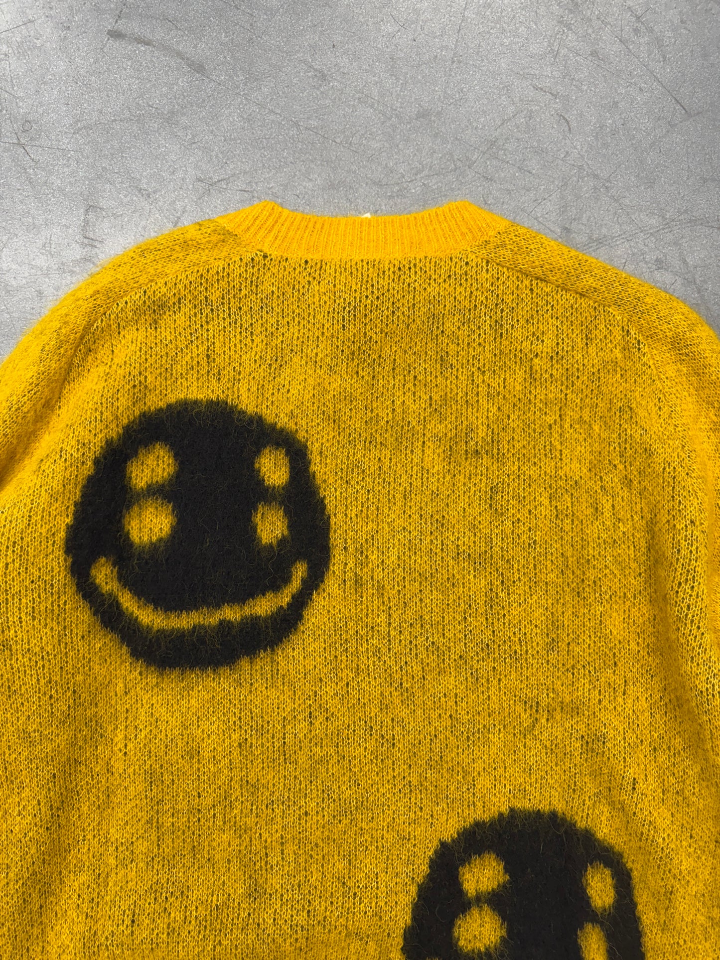 CACTUS PLANT FLEA MARKET MARC JACOBS SMILEY FACE SWEATER