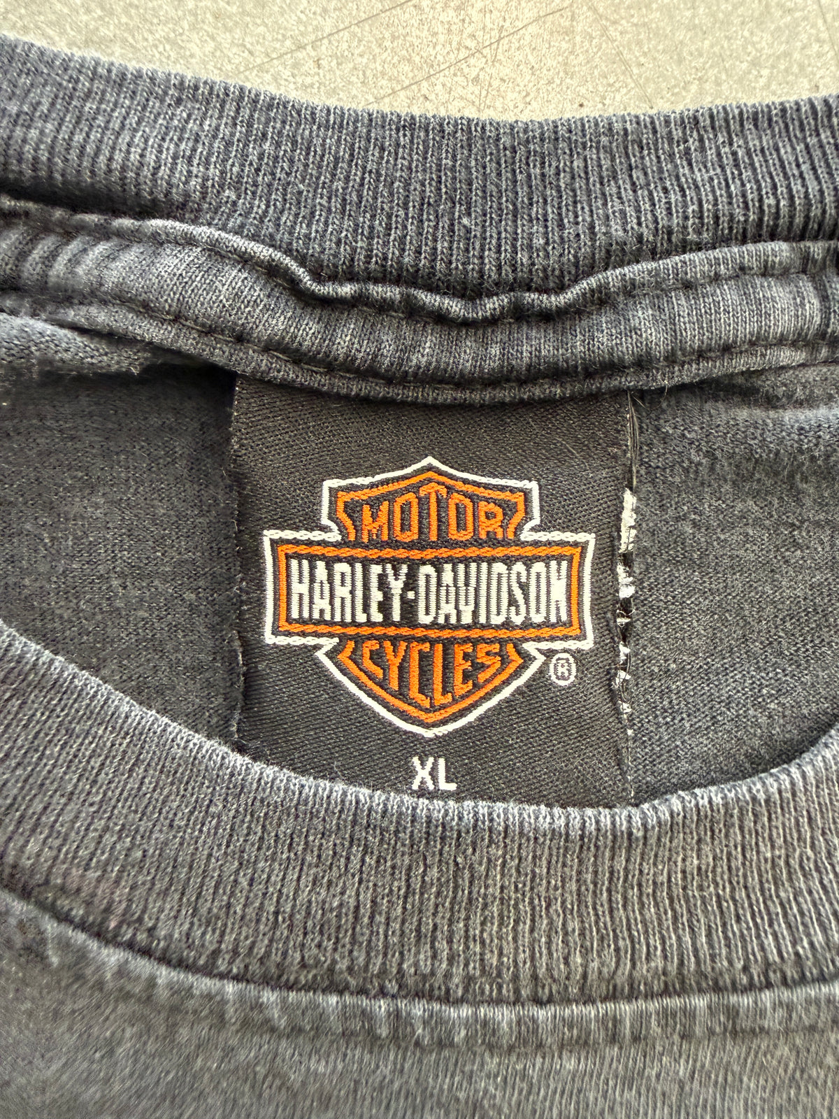 Y2K HARLEY-DAVIDSON MOTORCYCLES GUATEMALA CHEETAH TEE (HARLEY TAG)