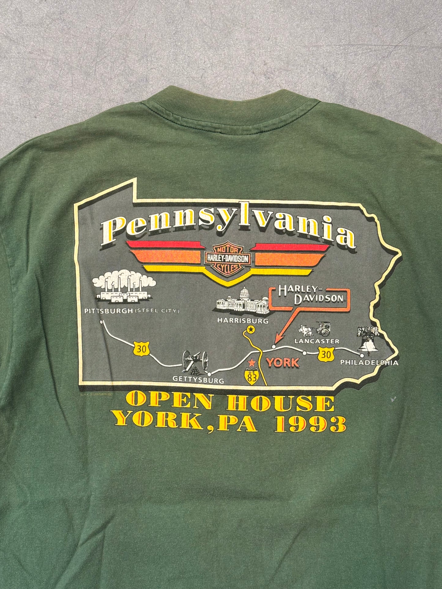 1993 HARLEY- DAVIDSON 90 YEARS AS A "TEAM" YORK, PENNSYLVANNIA TEE (HANES BEEFY TAG)