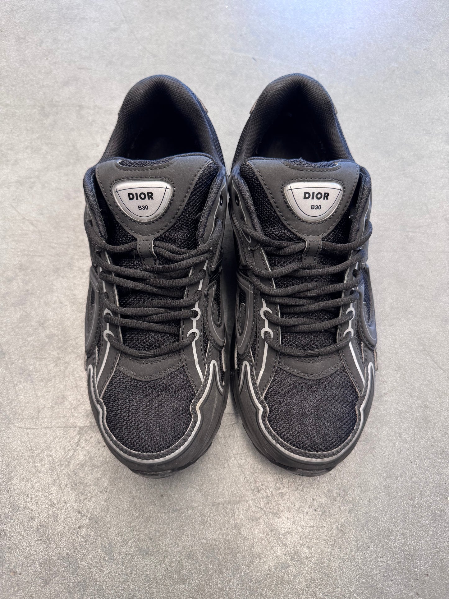 SIZE 41 DIOR B30 TRIPLE BLACK REFLECTIVE SNEAKERS (FITS US 9)