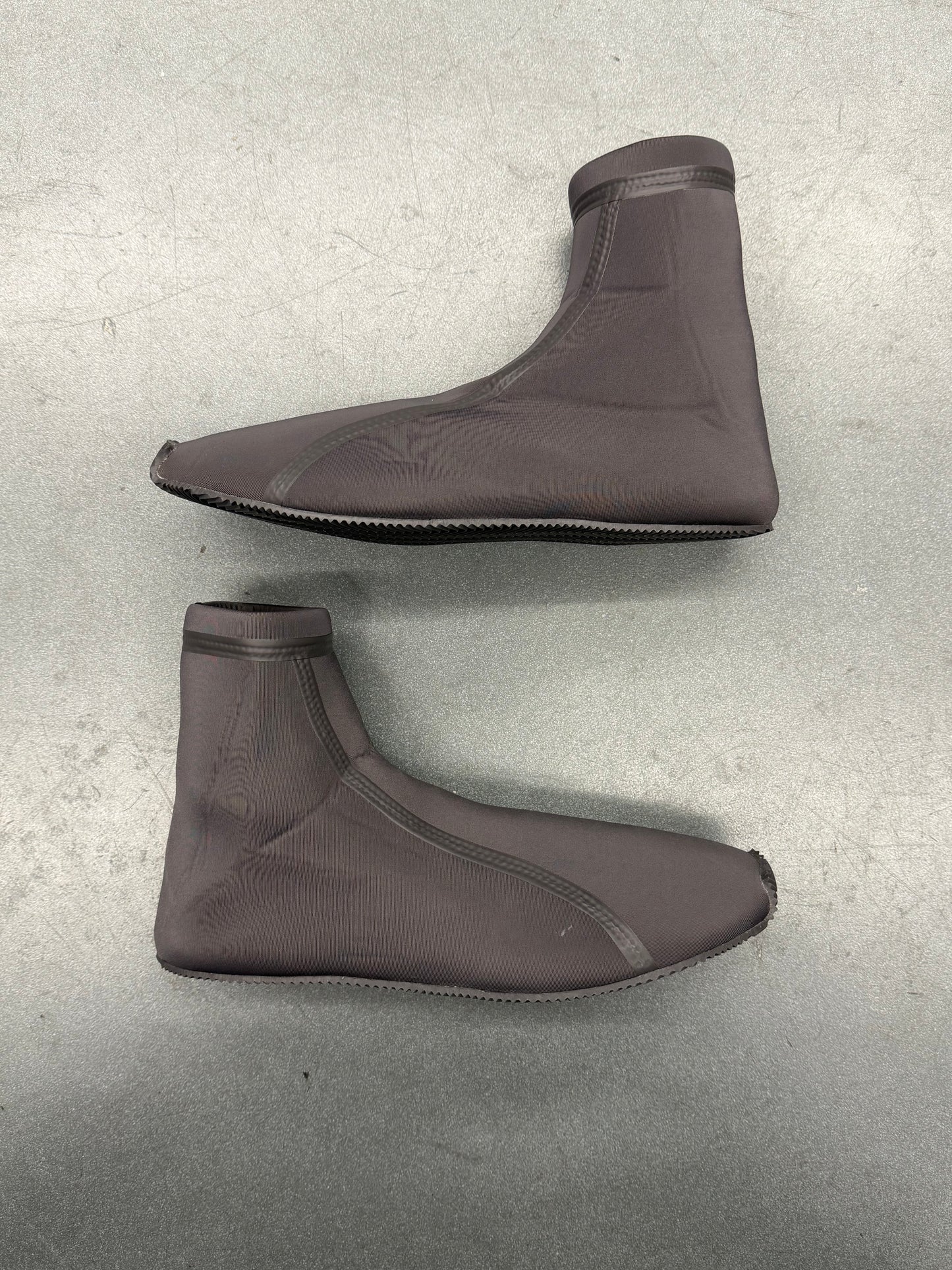 SAMPLE KANYE WEST YEEZY SCUBA SHOES - GREY