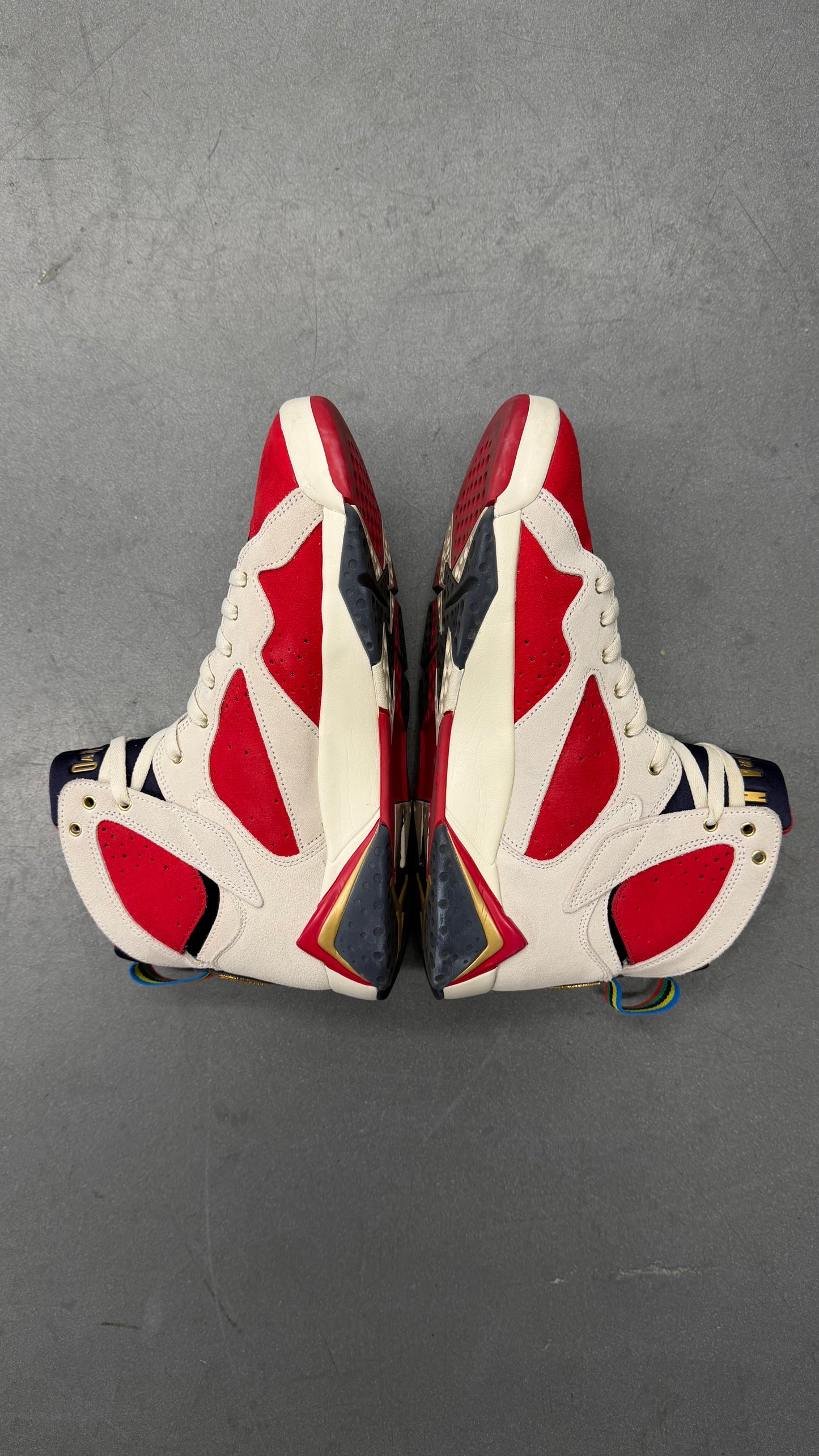 JORDAN 7 RETRO TROPHY ROOM NEW SHERIFF IN TOWN