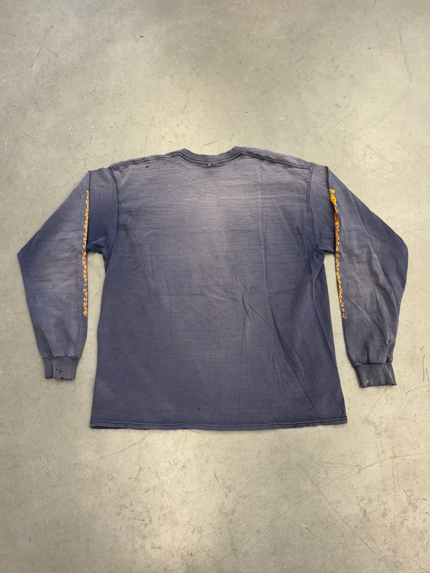 90S HIBISCUS PRINT FADED LS TEE (FOTL TAG)