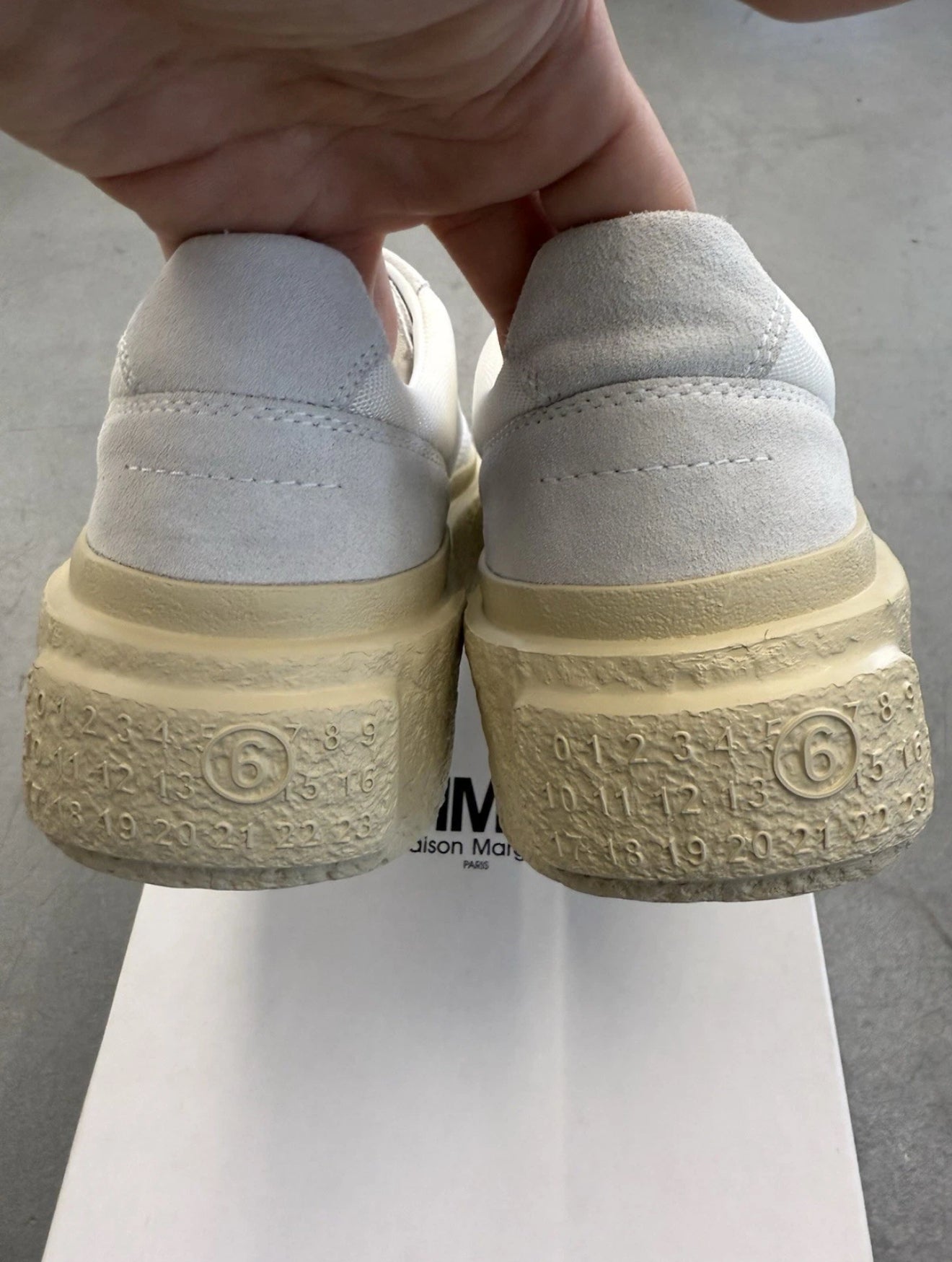 SIZE 38 2024 MM6 MAISON MARGIELA WMNS GAMBETTA LEATHER - WHITE (BRAND NEW WITH BOX)
