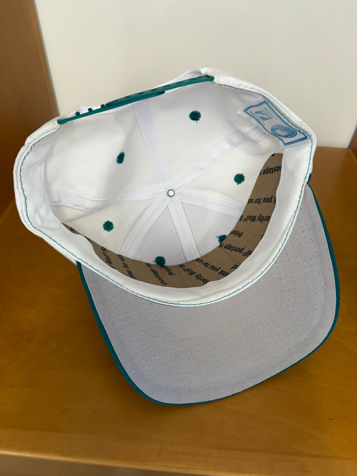 90'S MIAMI DOLPHINS SHARKTOOTH WHITE/TEAL LOGO 7 SNAPBACK HAT