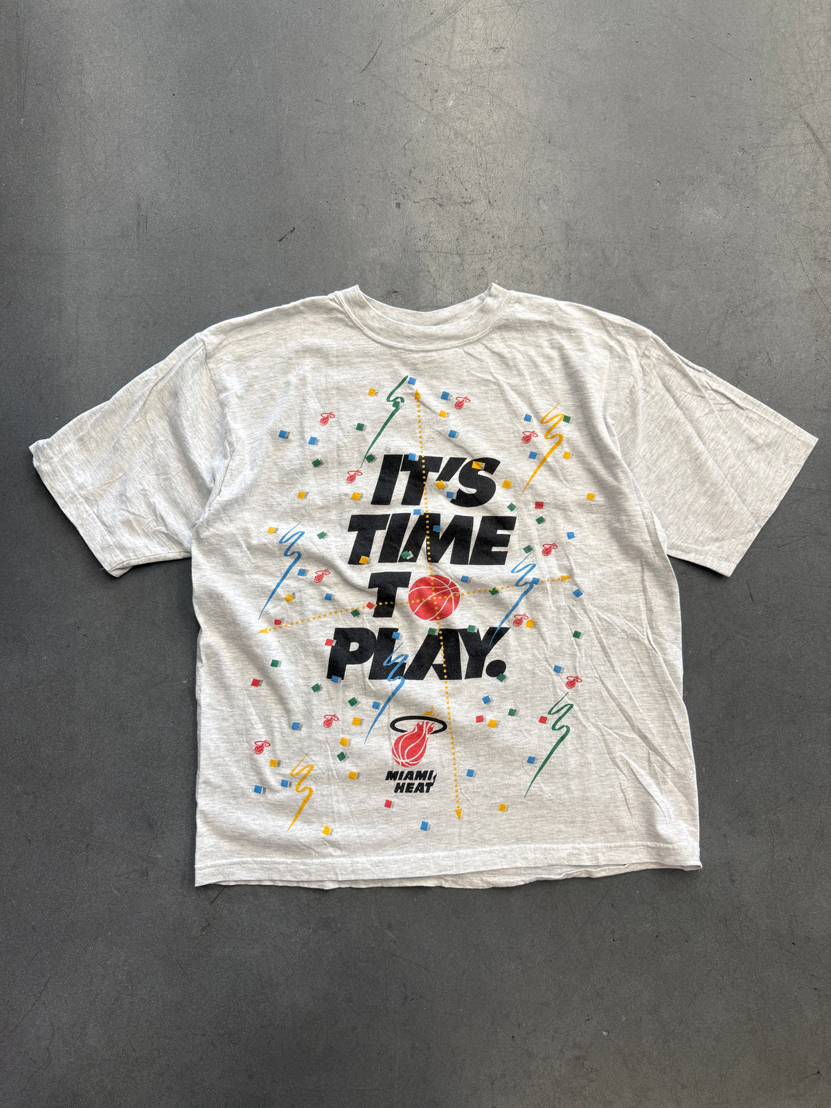 90'S MIAMI HEAT IT'S TIME TO PLAY. CONFETTI TEE (COTTON REPUBLIC TAG)