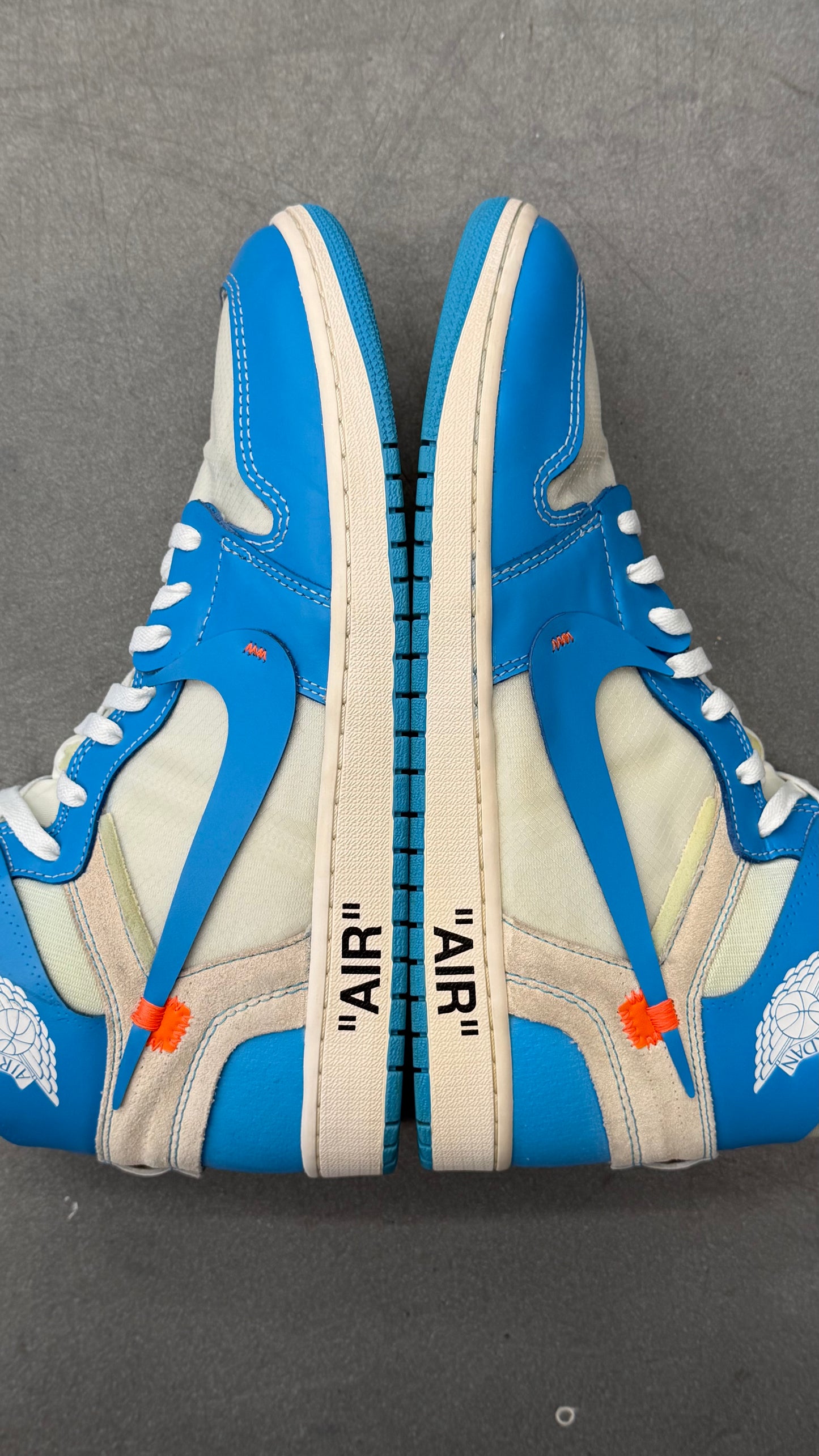 2018 OFF-WHITE X AIR JORDAN 1 RETRO HIGH OG "UNC"