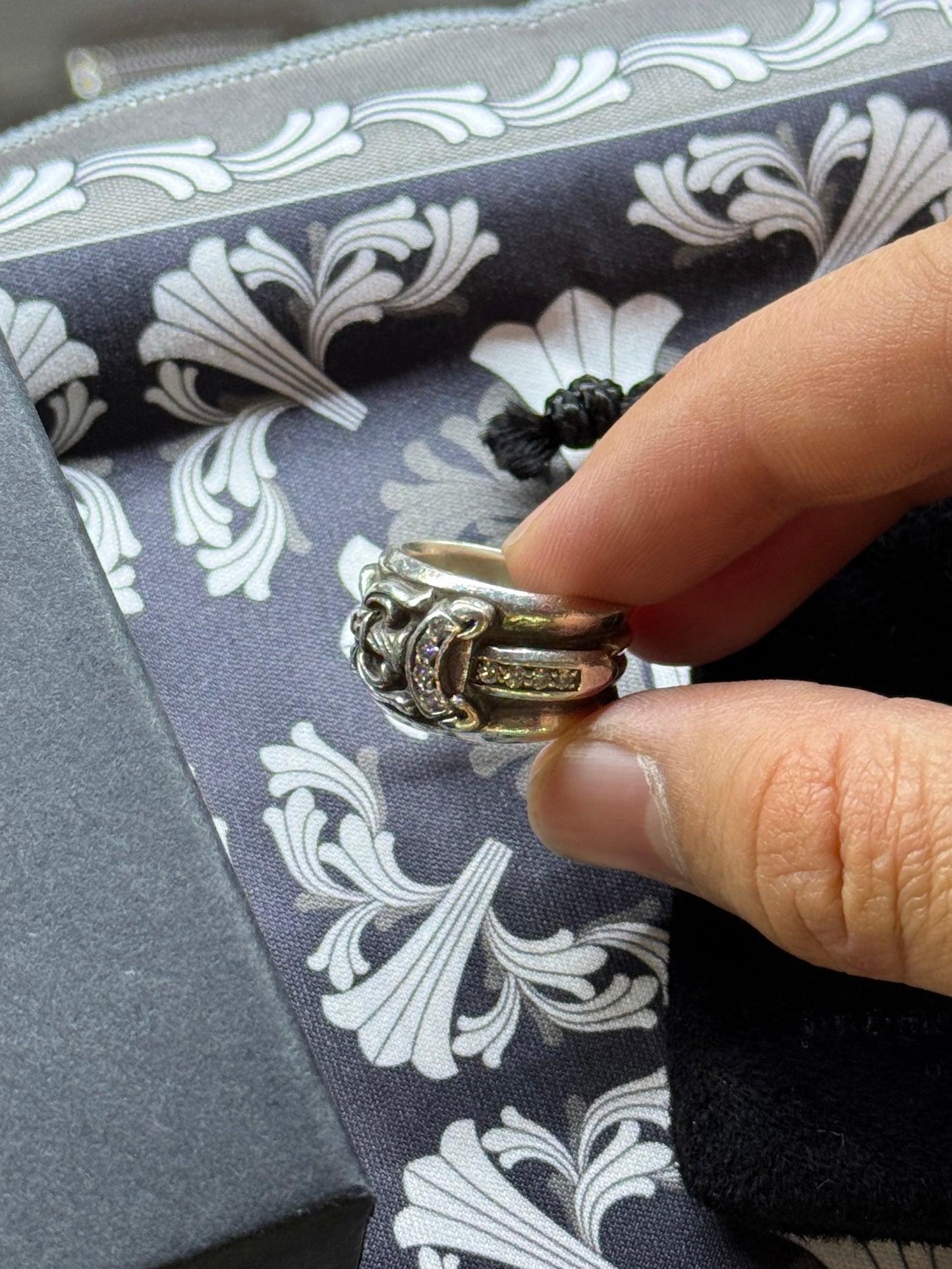 CHROME HEARTS DIAMOND DAGGER SILVER RING SIZE 6.5 (15.5 GRAMS)