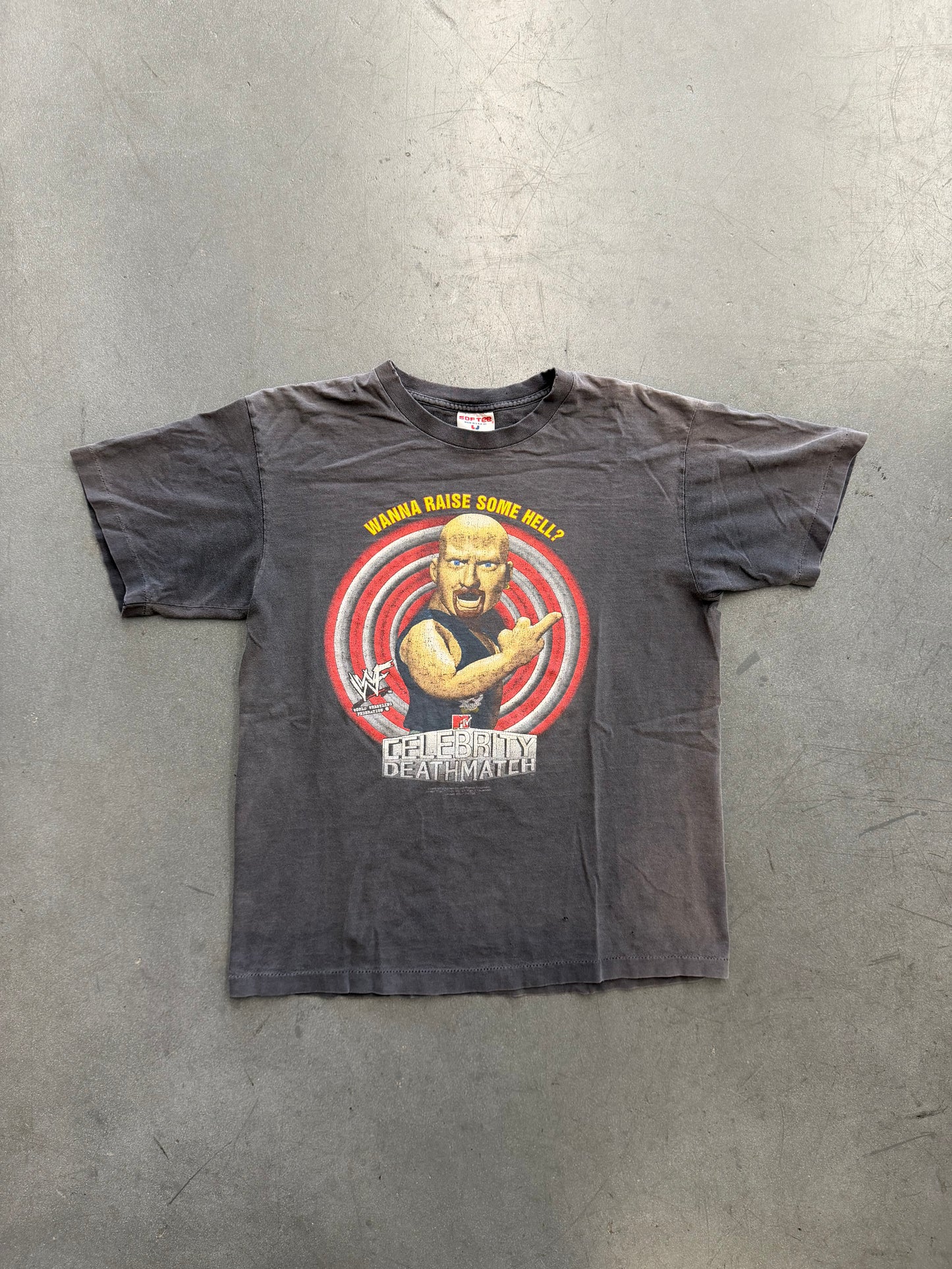 1998 STONE COLD STEVE AUSTIN WWF "CELEBRITY DEATHMATCH" TEE (SOFTEE TAG)