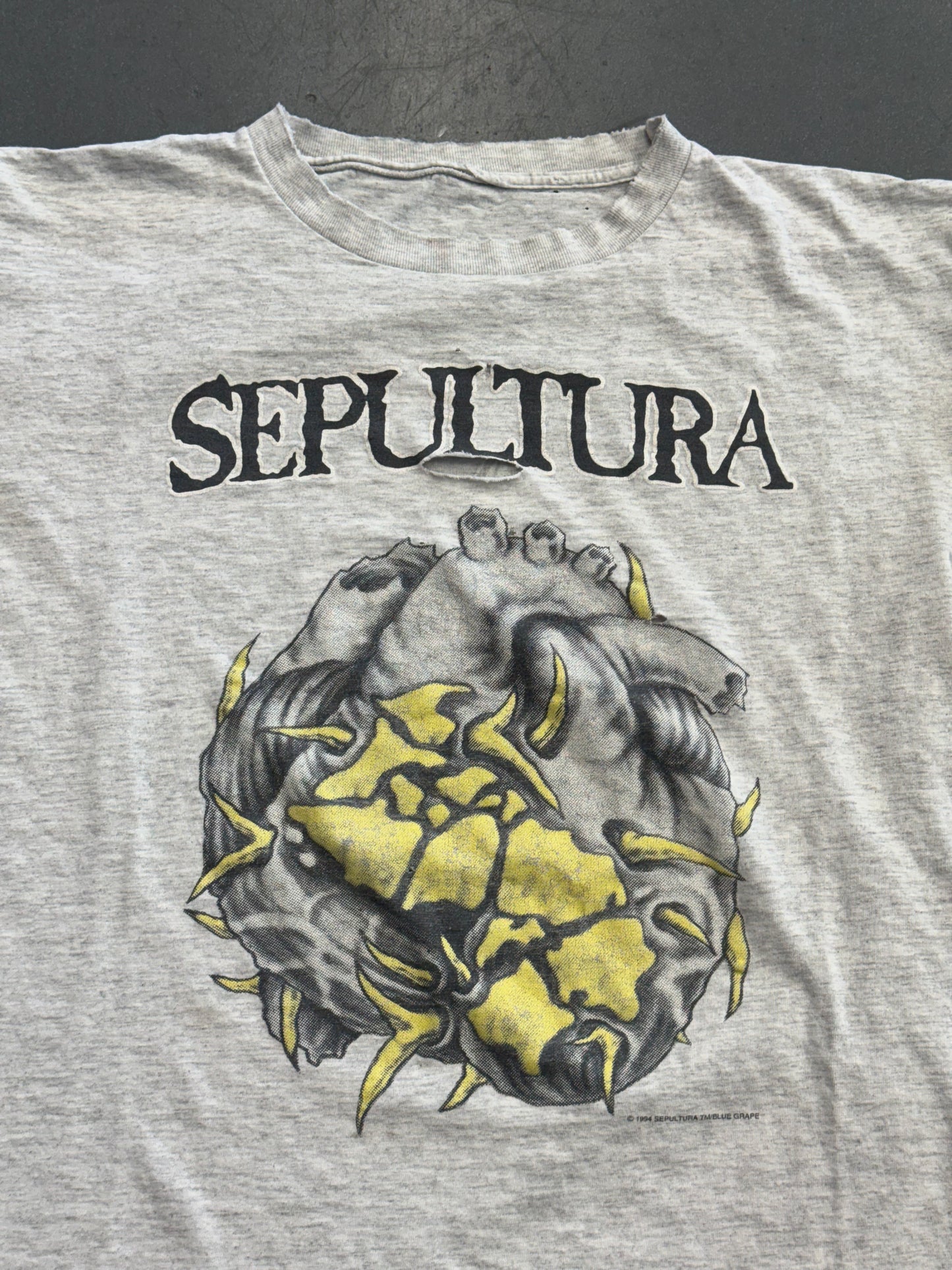 1994 SEPULTRA CHAOS A.D. DISTRESSED TEE (PULLED TAG)