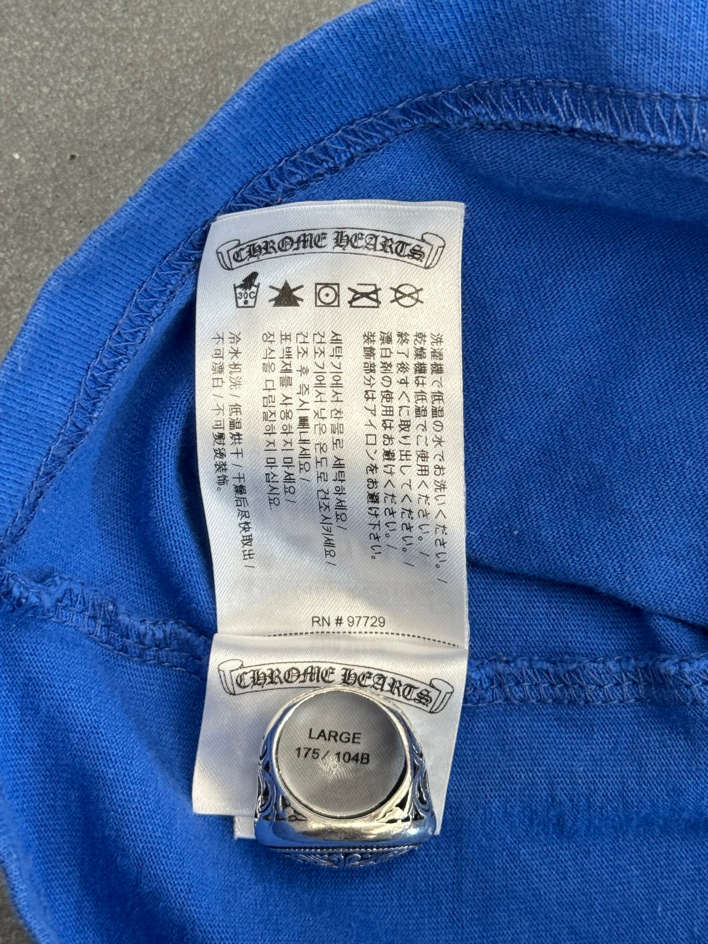 CHROME HEARTS SCROLL LOGO POCKET TEE - BLUE/PURPLE