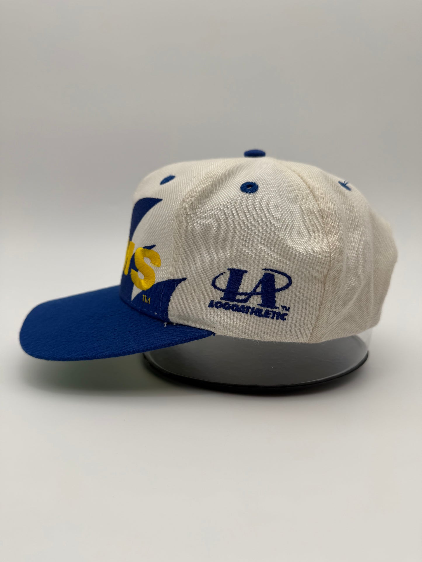 90'S LA RAMS SHARKTOOTH LOGO ATHLETIC SIGNED SNAPBACK (PRO LINE TAG)