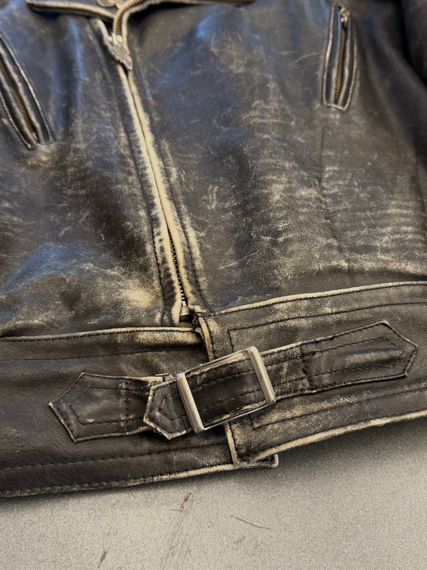 1993 HARLEY-DAVIDSON 90TH ANNIVERSARY "WORLD'S FINEST" ZIP UP LEATHER JACKET WITH PINS