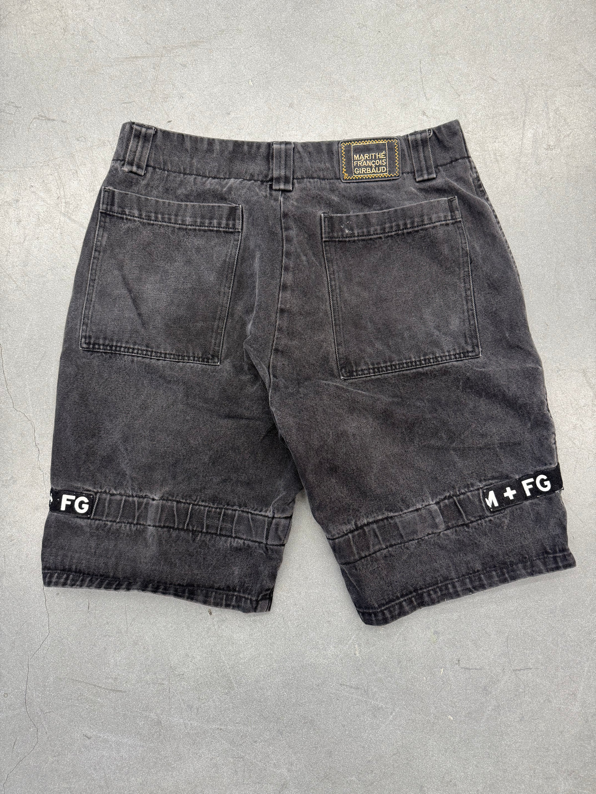 Y2K MARITHE FRANCOIS GIRBAUD SHUTTLE STRAP SHORTS - BLACK/BLACK