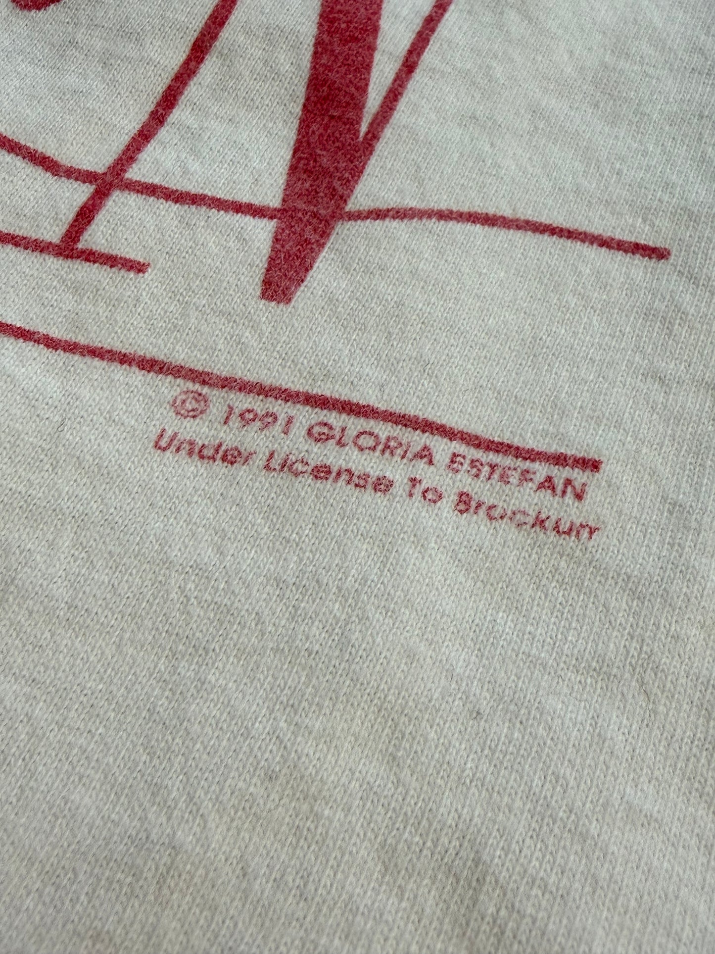 1991 GLORIA ESTEFAN INTO THE LIGHT TOUR TEE (BROCKUM TAG)