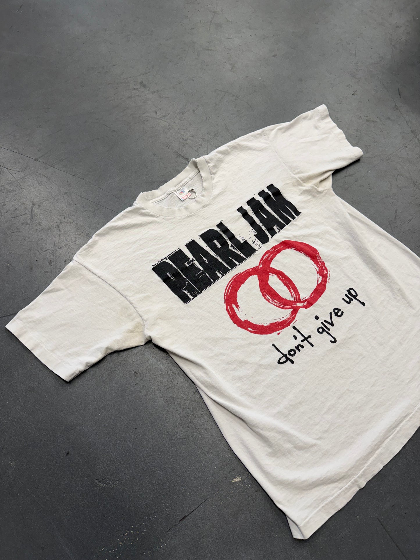 1992 PEARL JAM DON'T GIVE UP EUROPEAN SUMMER TOUR TEE (FOTL TAG)