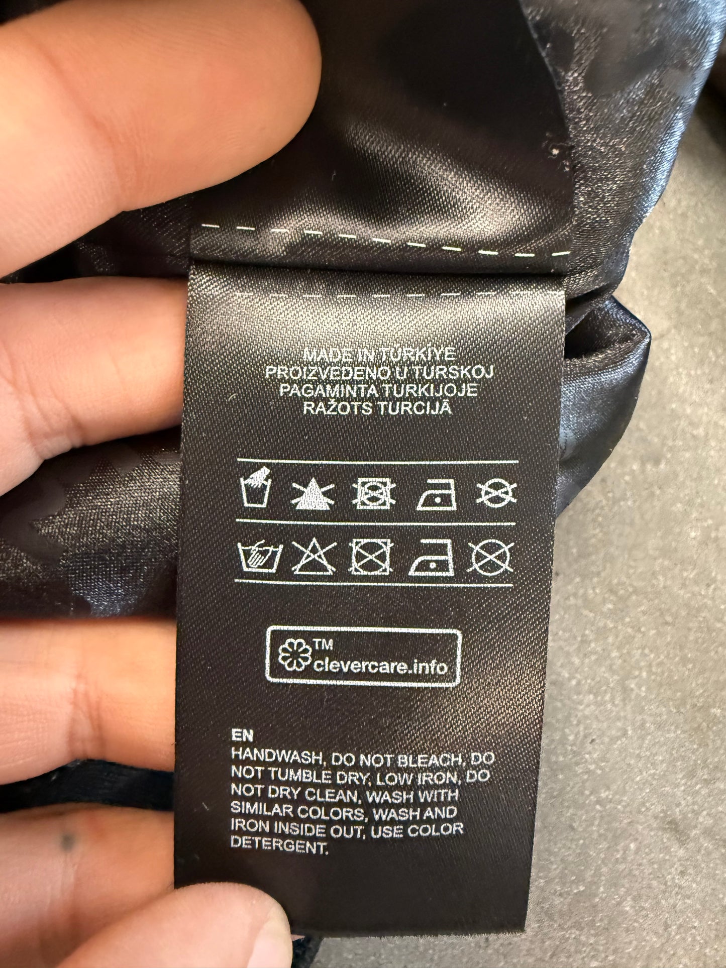 SNIPES X MCM BOMBER JACKET - BLACK (M) (USED)