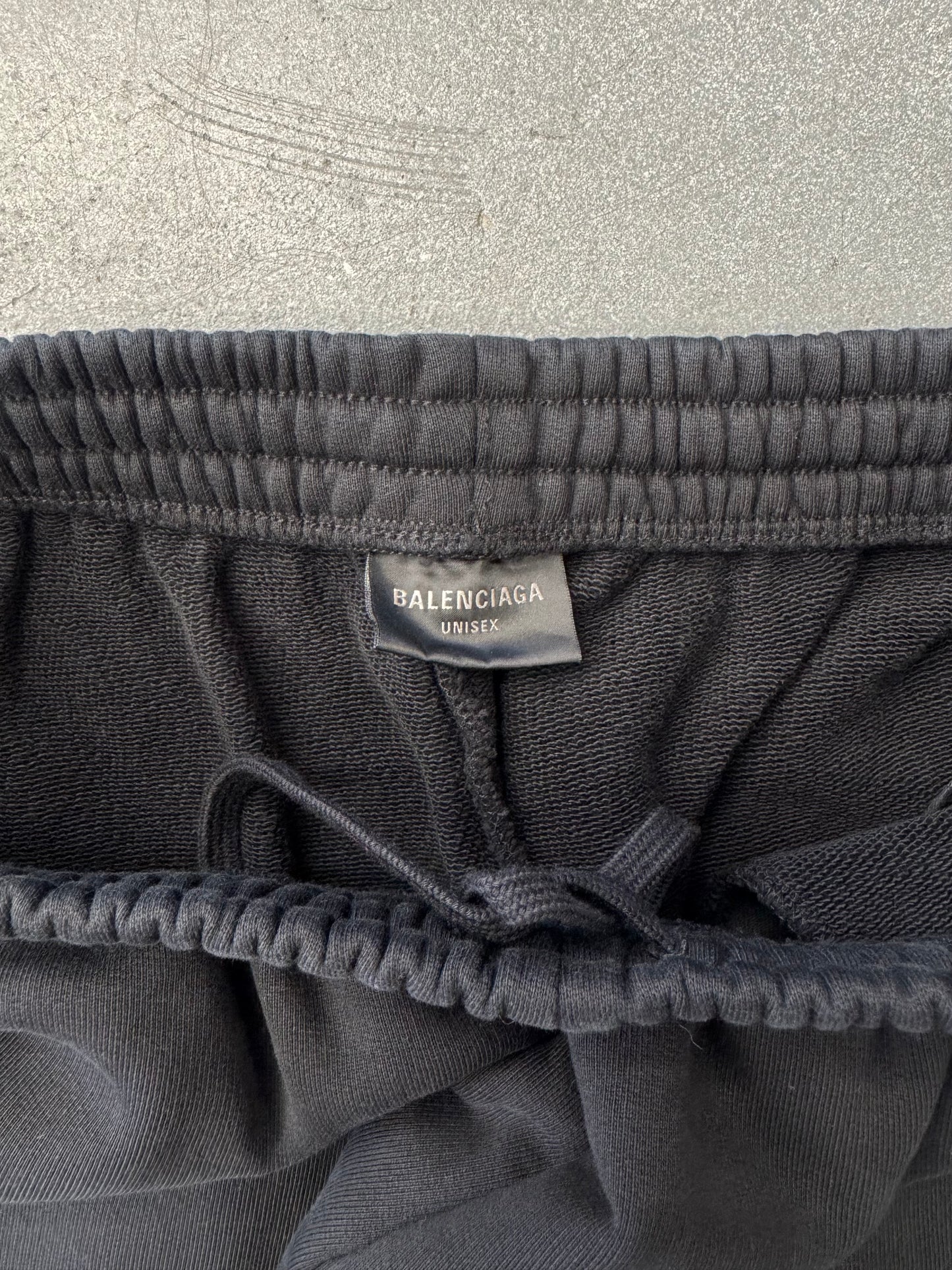 BALENCIAGA STENCIL TYPE BAGGY SWEATPANT - BLACK