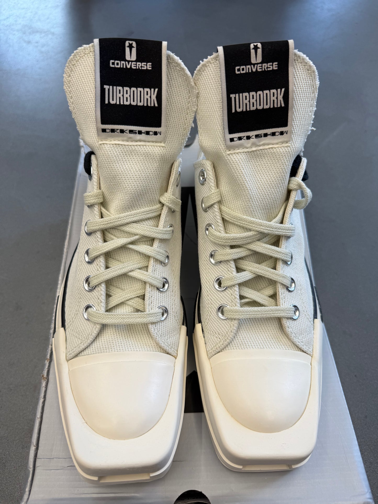 2021 SIZE 8 CONVERSE TURBODRK CHUCK TAYLOR ALL STAR 70 OX RICK OWENS DRKSHDW LOW WHITE (WITH BOX)