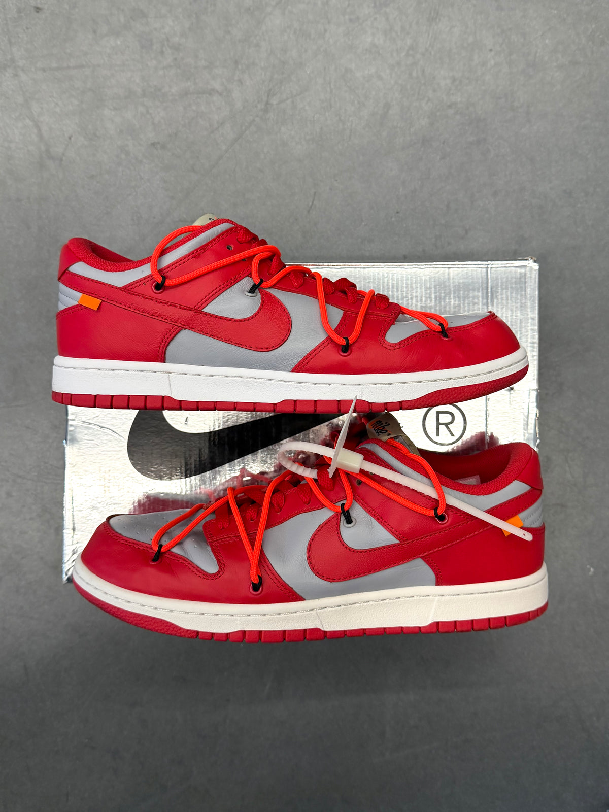 2019 NIKE DUNK LOW OFF-WHITE UNIVERSITY RED