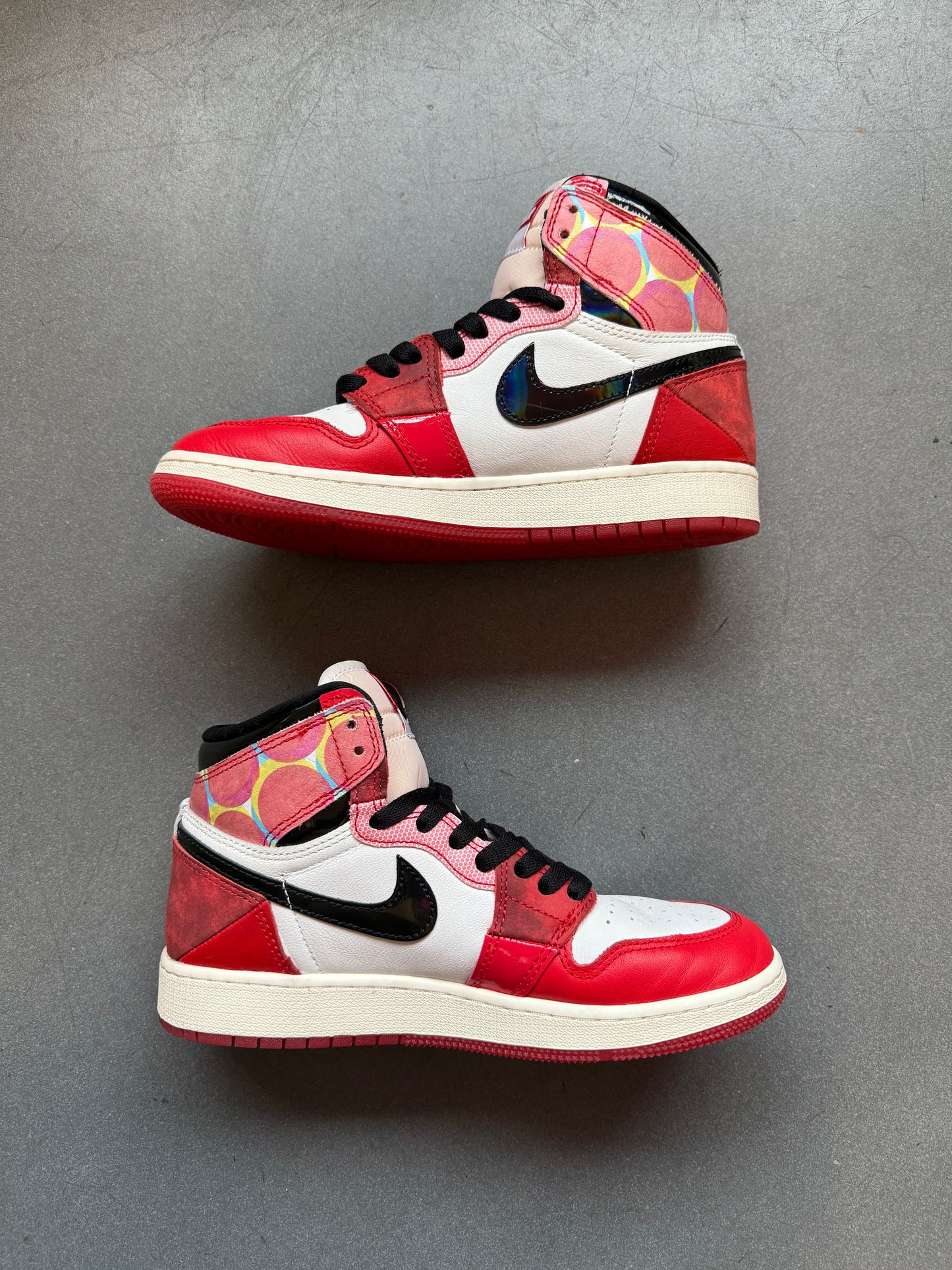 2023 SIZE 5.5Y JORDAN 1 RETRO HIGH OG SPIDER-MAN ACROSS THE SPIDER-VERSE (GS) (PRE-OWNED NO BOX)