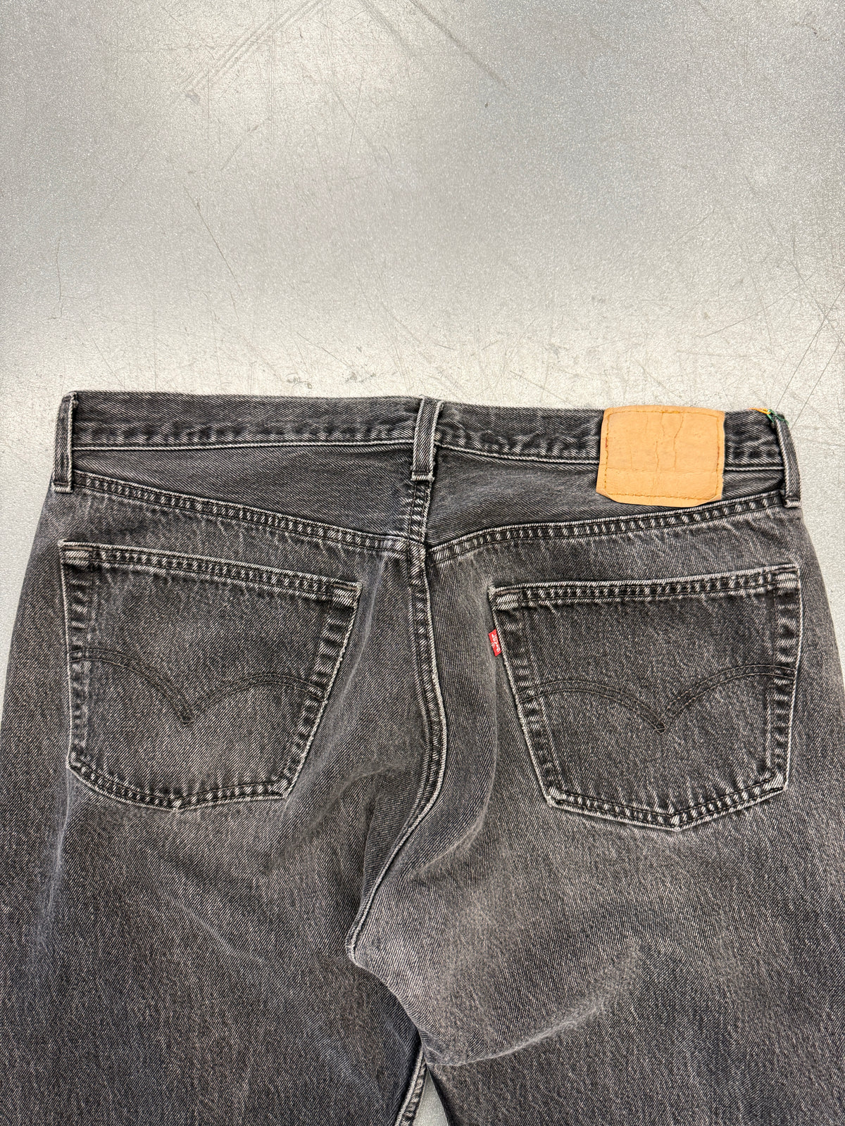 90'S LEVIS 501 JEANS - BLACK