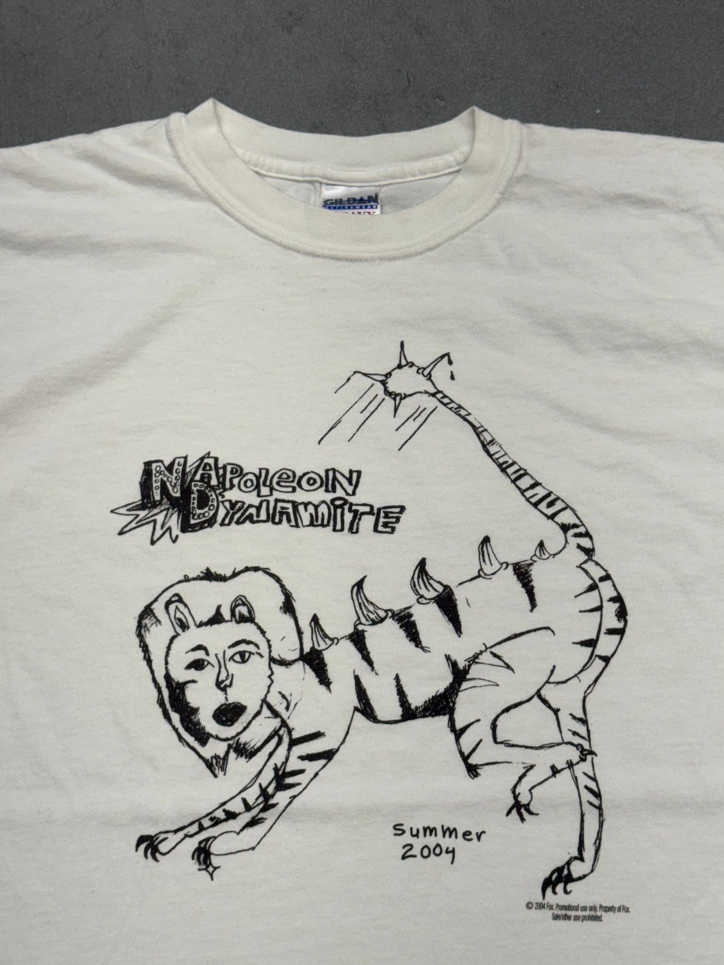 2004 NAPOLEON DYNAMITE SUMMER 2004 LIGER DRAWING MOVIE PROMO TEE (GILDAN TAG)