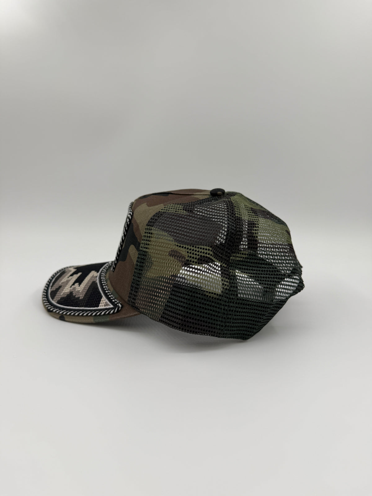 SS26 SUPREME WESTERN EMBROIDERED MESH BACK HAT - WOODLAND CAMO