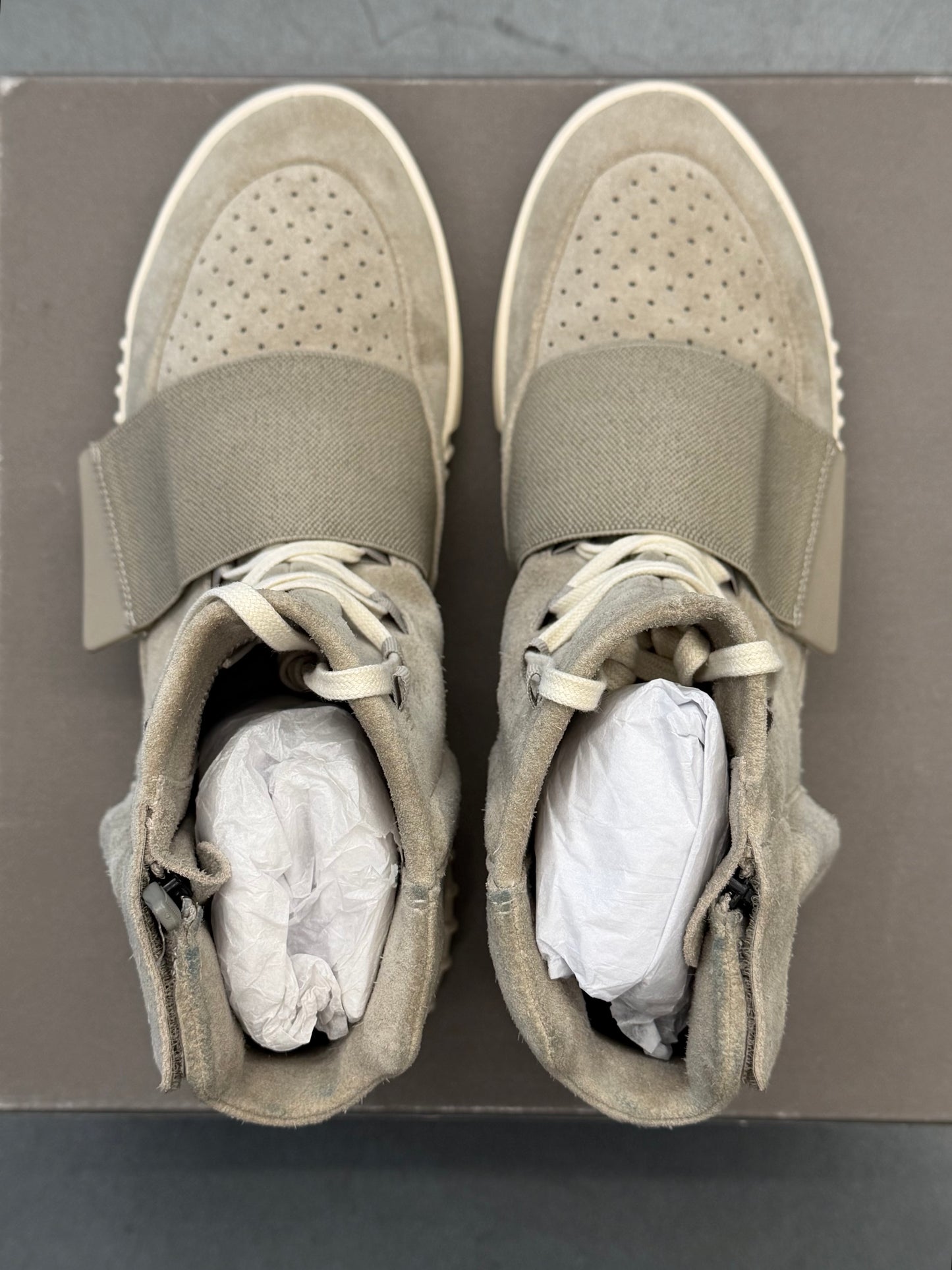2015 ADIDAS YEEZY BOOST 750 OG GREY (W/BOX)
