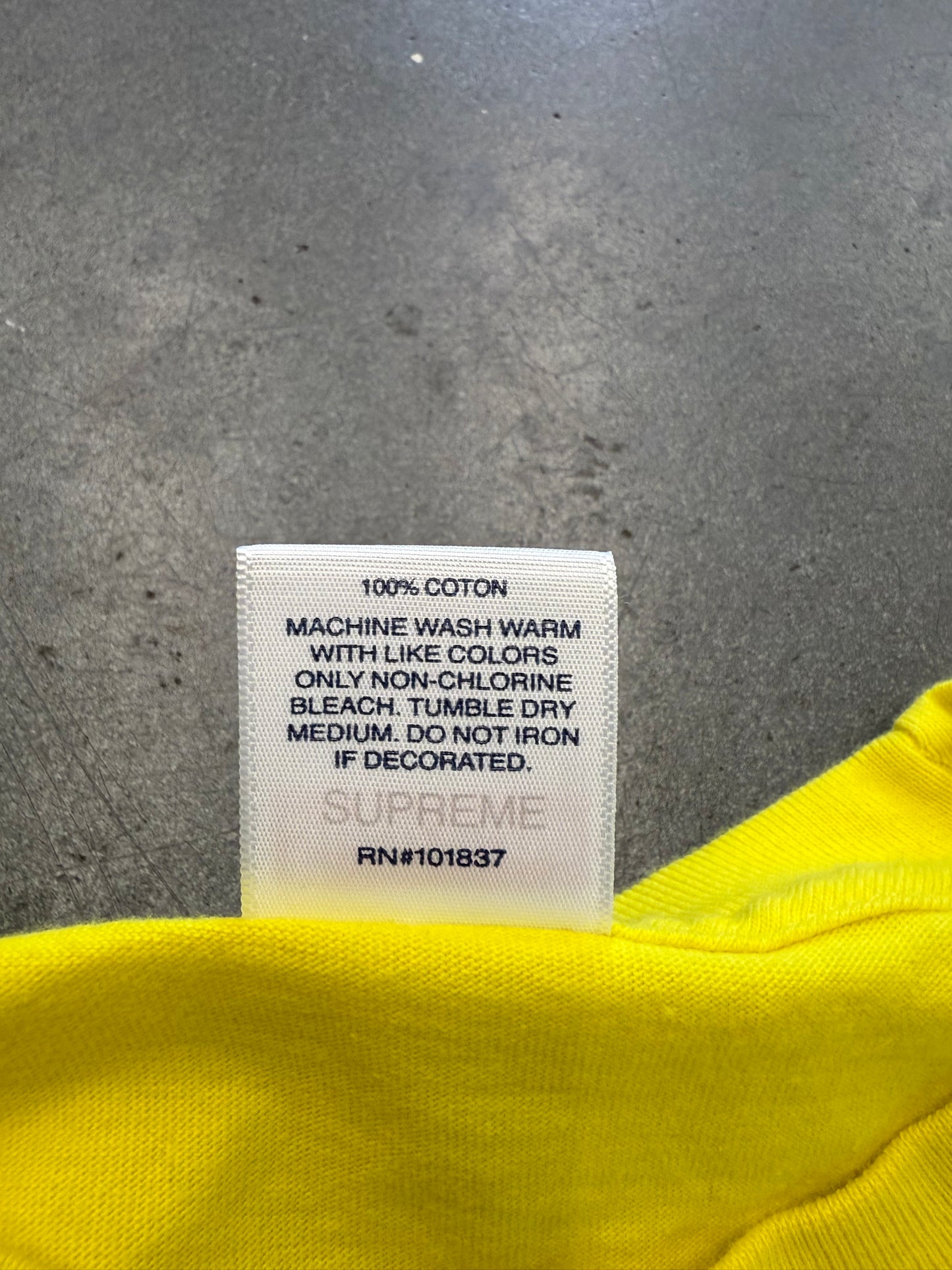 SS20 SUPREME TIME TEE YELLOW MEDIUM