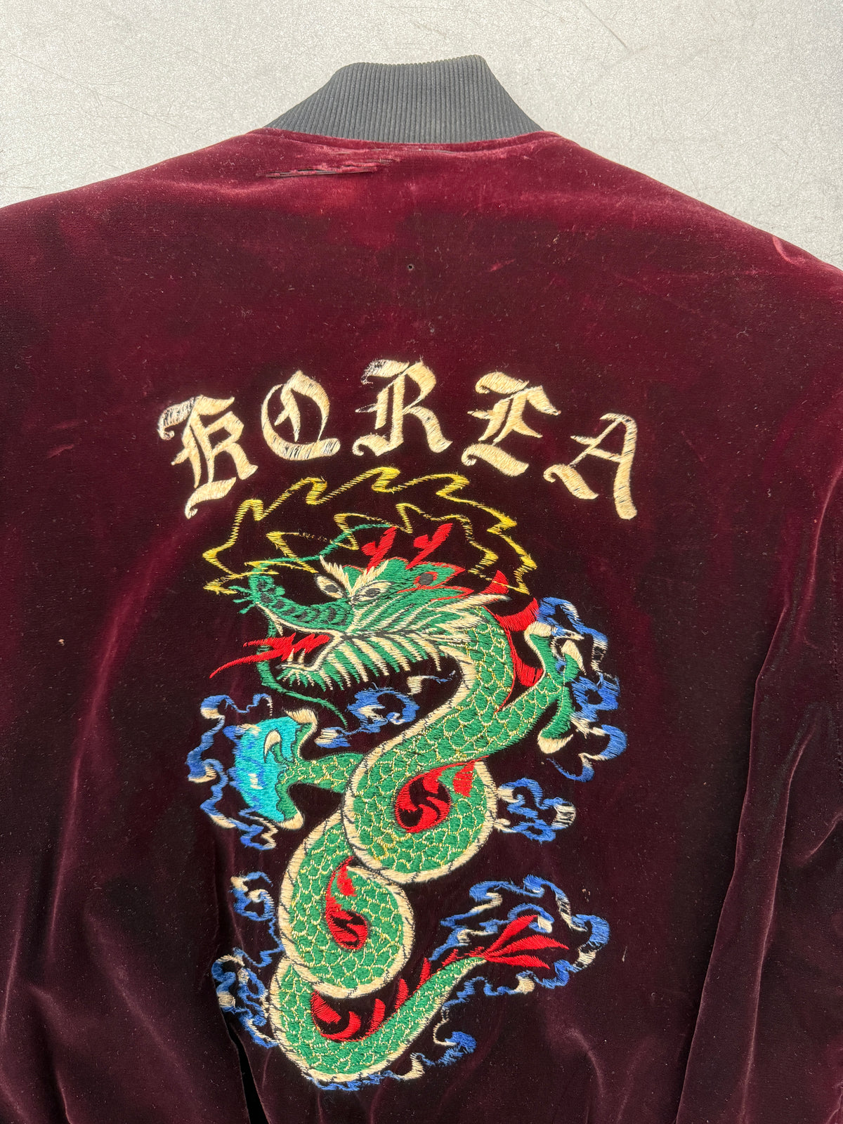 70S-'80S VELVET KOREA DISTRESSED SOUVENIR JACKET