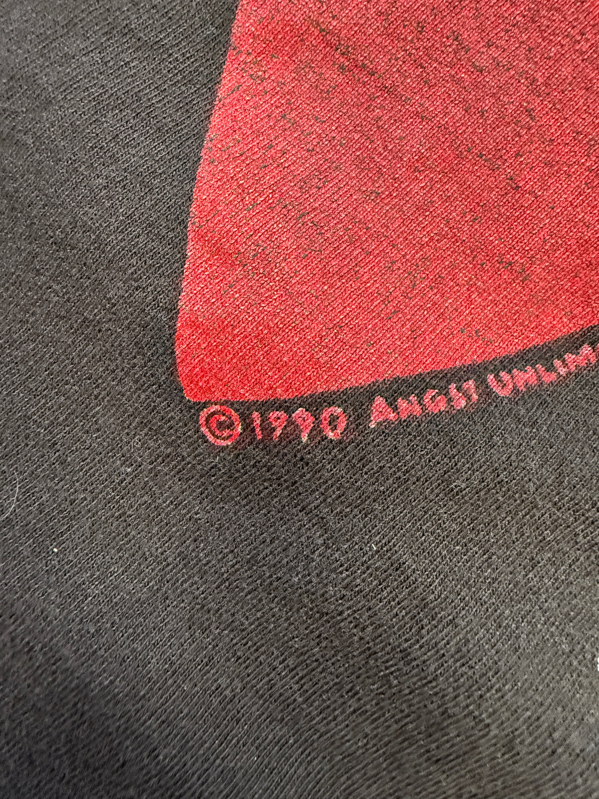 1990 HEART SKULL AND CROSSBONES ANGST UNLIMITED TEE (PULLED TAG)