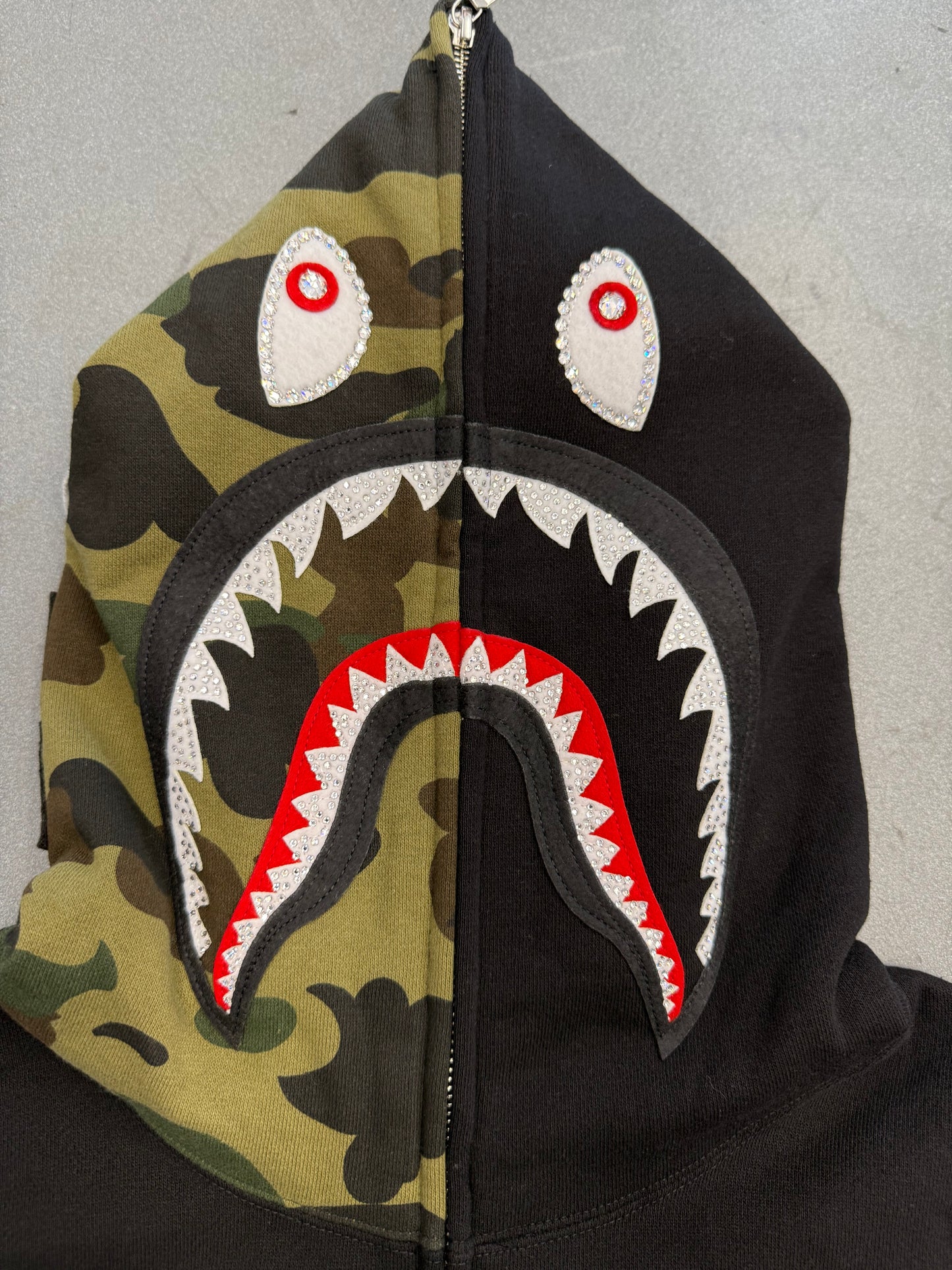 FW18 A BATHING APE BAPE SWAROVSKI SHARK FULL ZIP HOODIE (NEW)