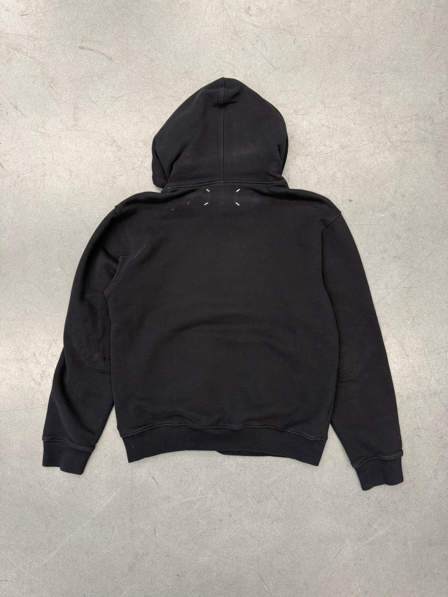 MAISON MARGIELA SEAMLESS POCKET PULLOVER HOODIE
