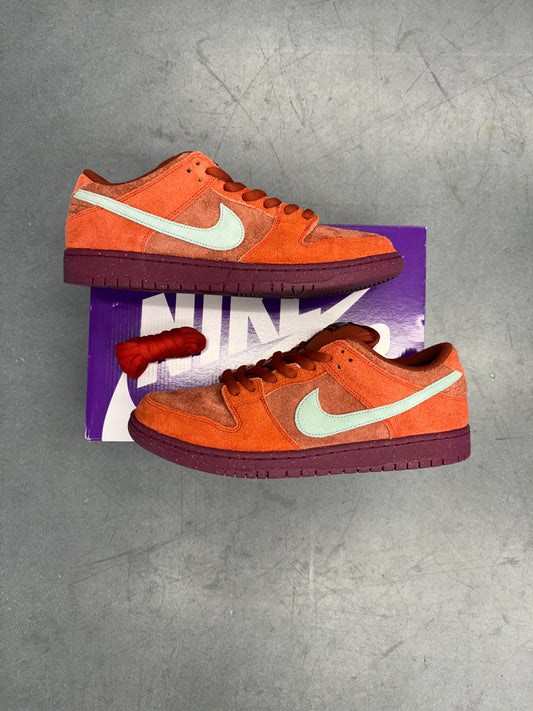 2023 SIZE 13 NIKE SB DUNK LOW MYSTIC RED ROSEWOOD