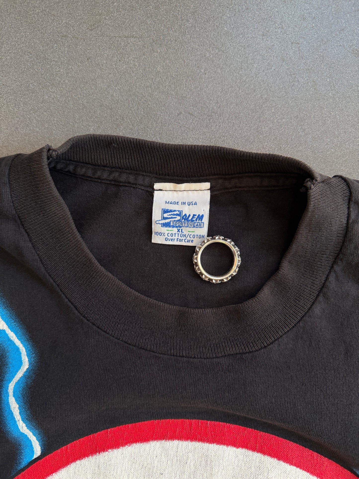 1994 SALEM SPORTSWEAR YANKEES LIGHTNING AOP AMERICAN THUNDER TEE