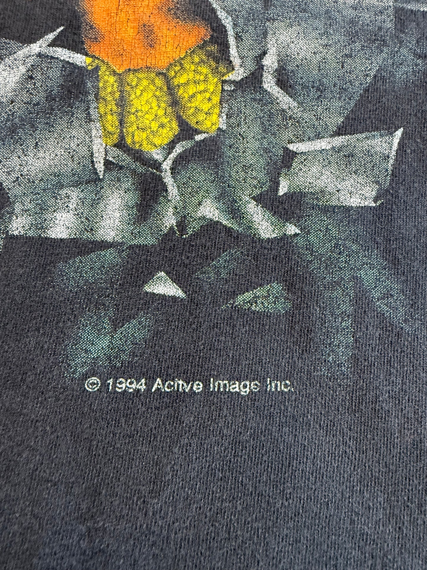 1994 MIAMI HURRICANES SEBASTIAN BASKETBALL BREAKTHROUGH SHATTERED TEE (ACTIVE IMAGE TAG)