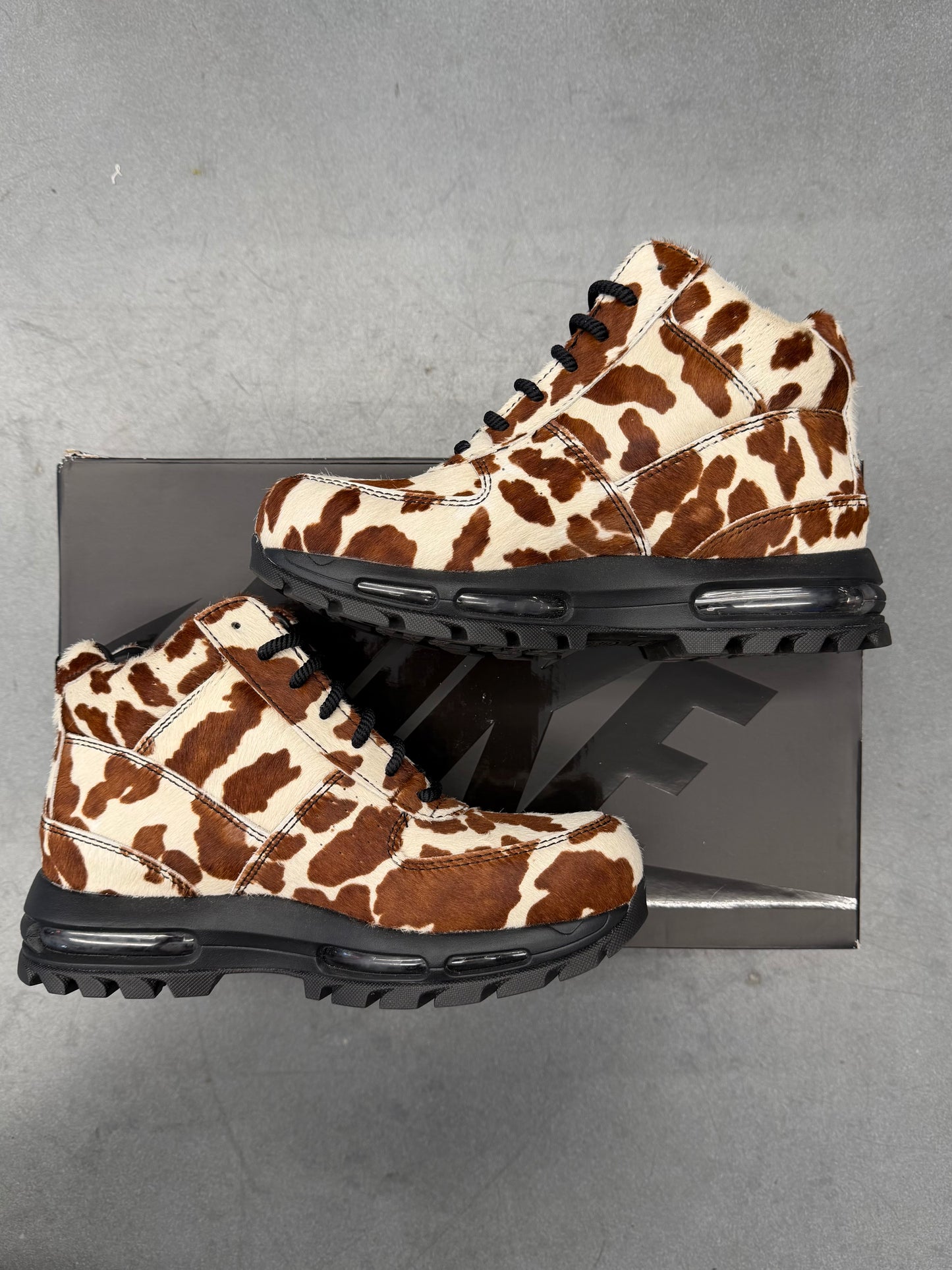 2025 NIKE AIR MAX GOADOME QS SAIL CACAO WOW COW PRINT PONY HAIR (W/ BOX)