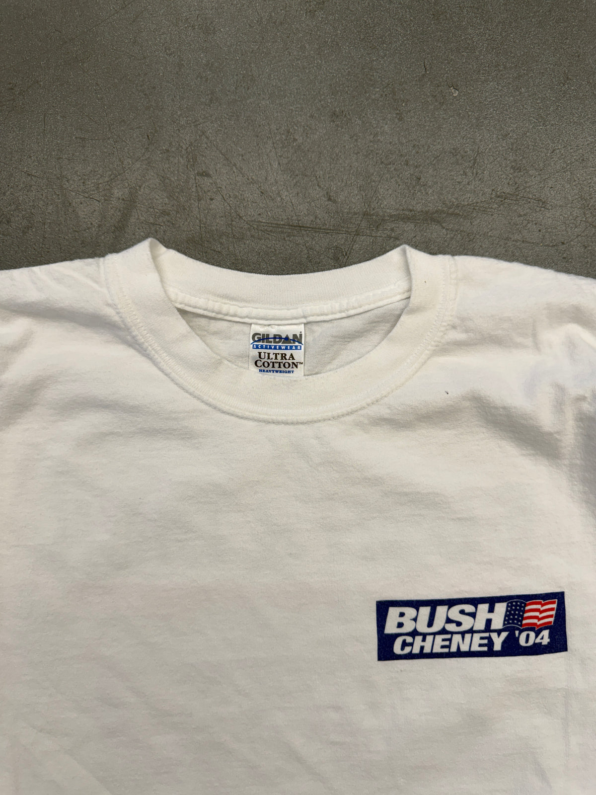 2004 BUSH CHENEY "BUSH & DICK" PROMO TEE (GILDAN TAG)